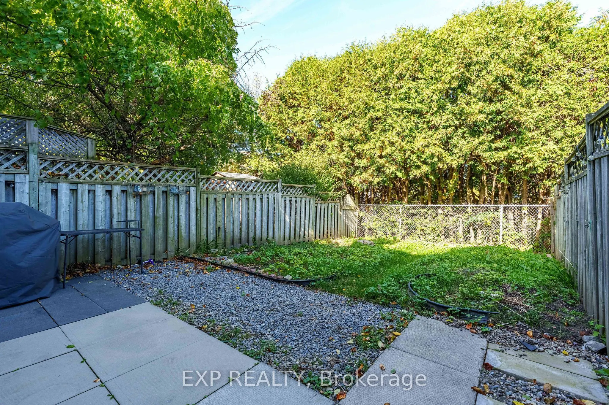 122 Markland Crescent