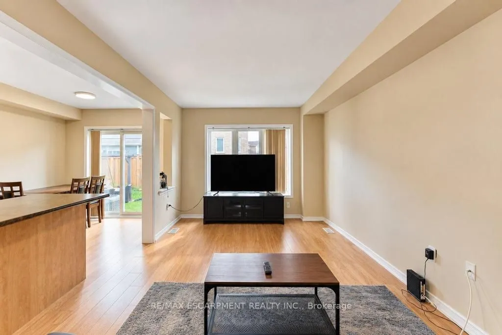 173 Whitwell Way