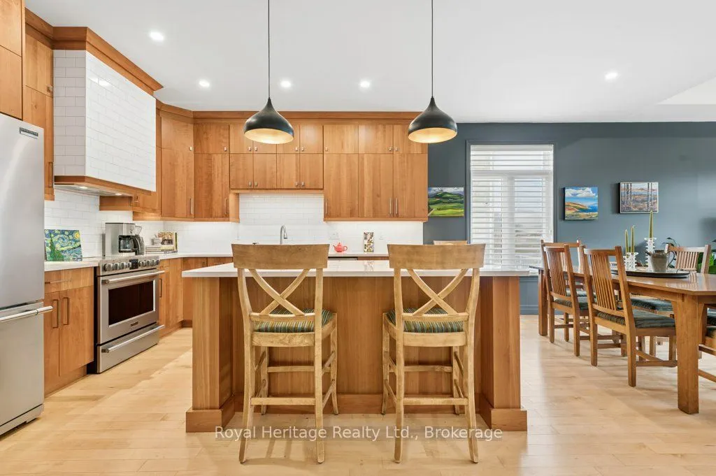 54 Hummingbird Drive