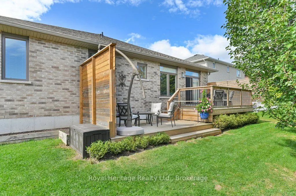54 Hummingbird Drive