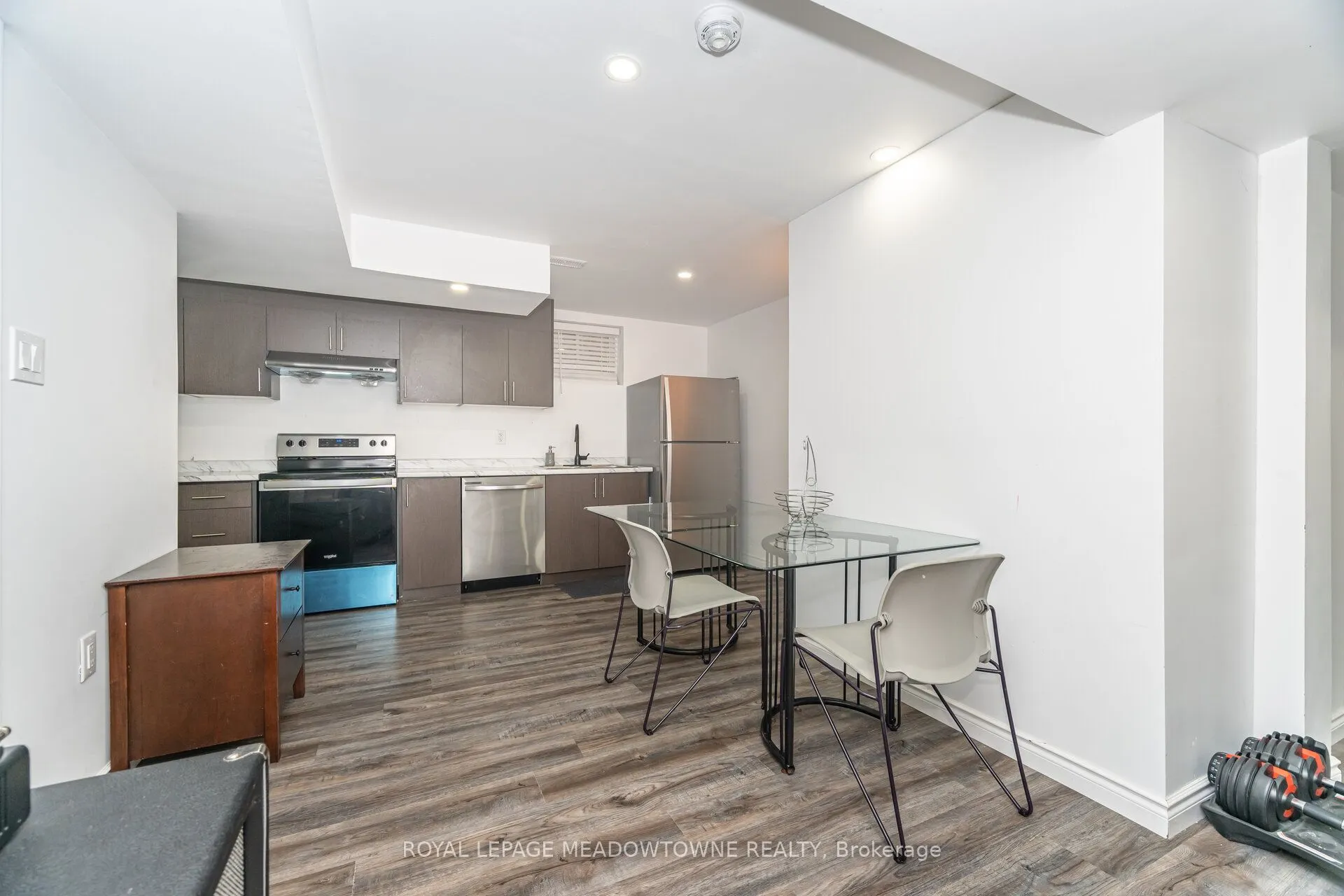 301 Ridley Crescent