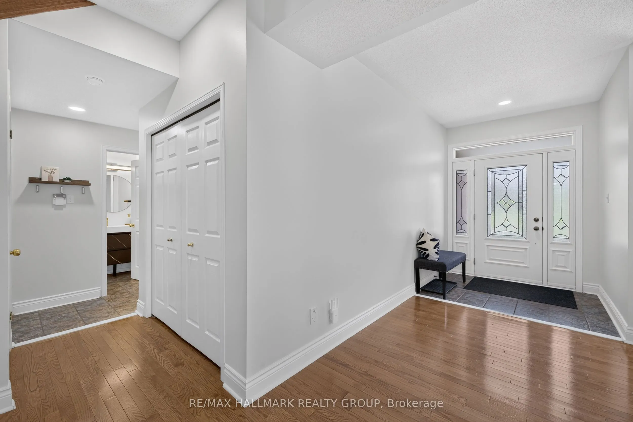 42 Glenrill Place S
