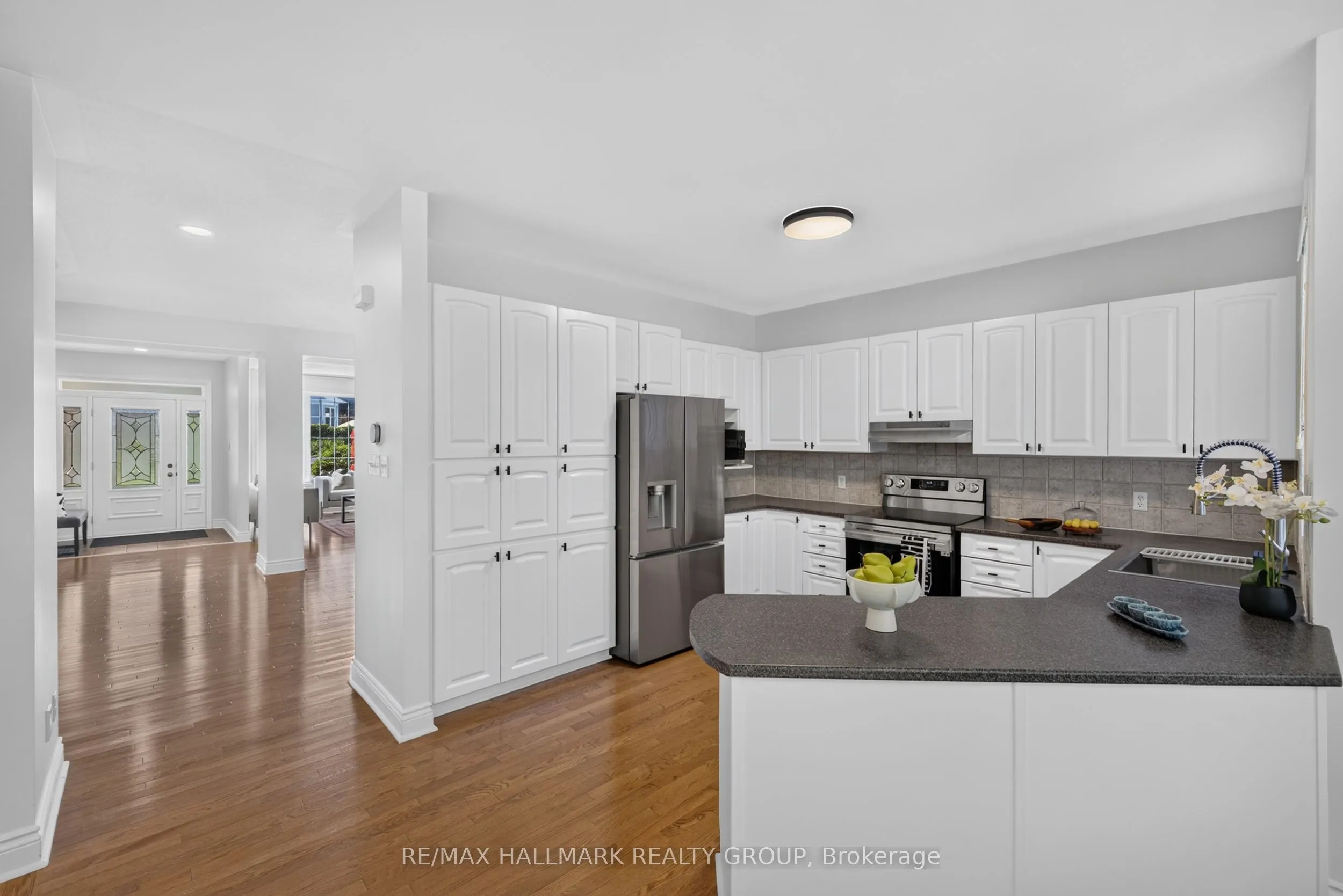42 Glenrill Place S