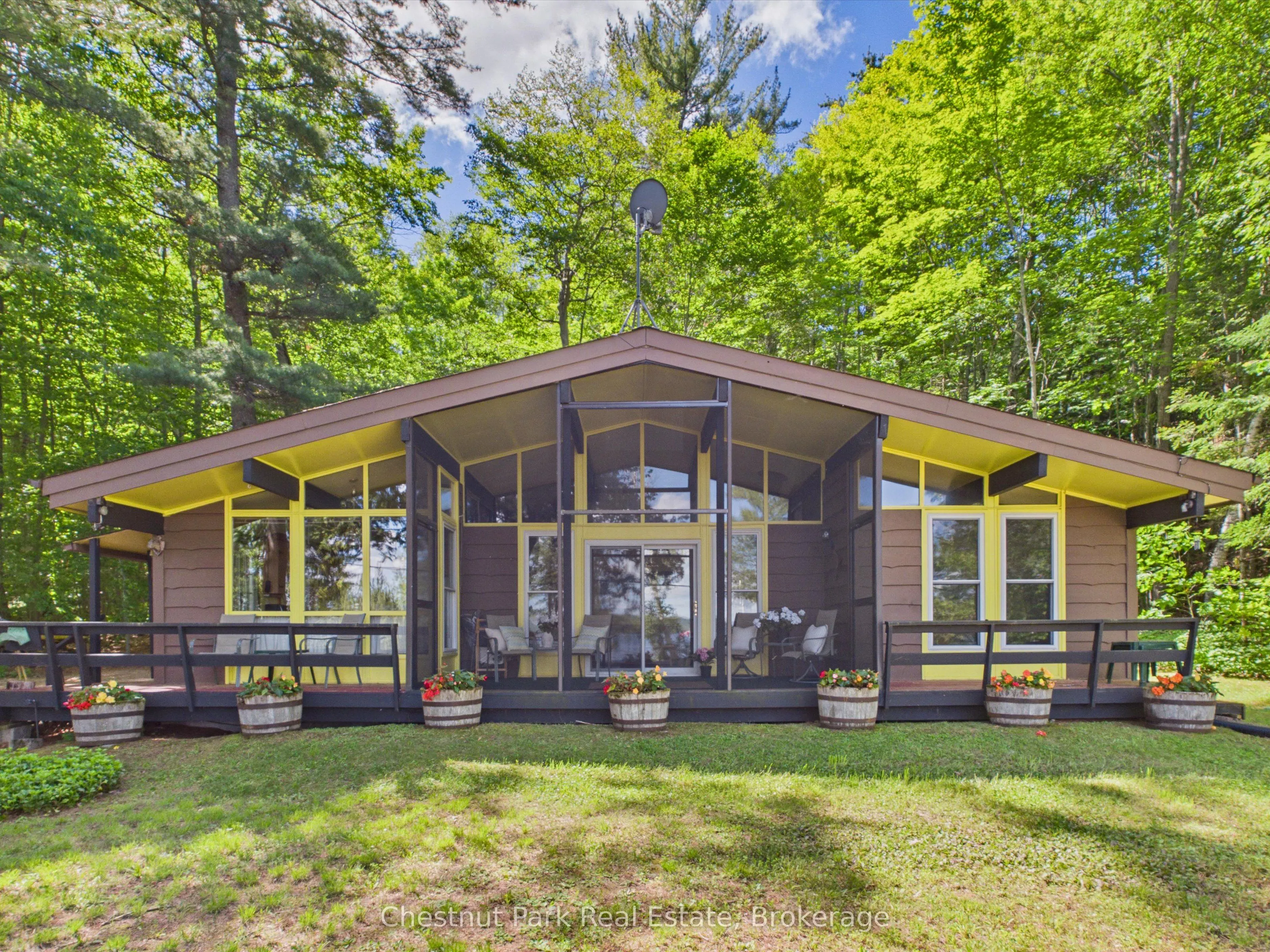 1087 Glenmount Road