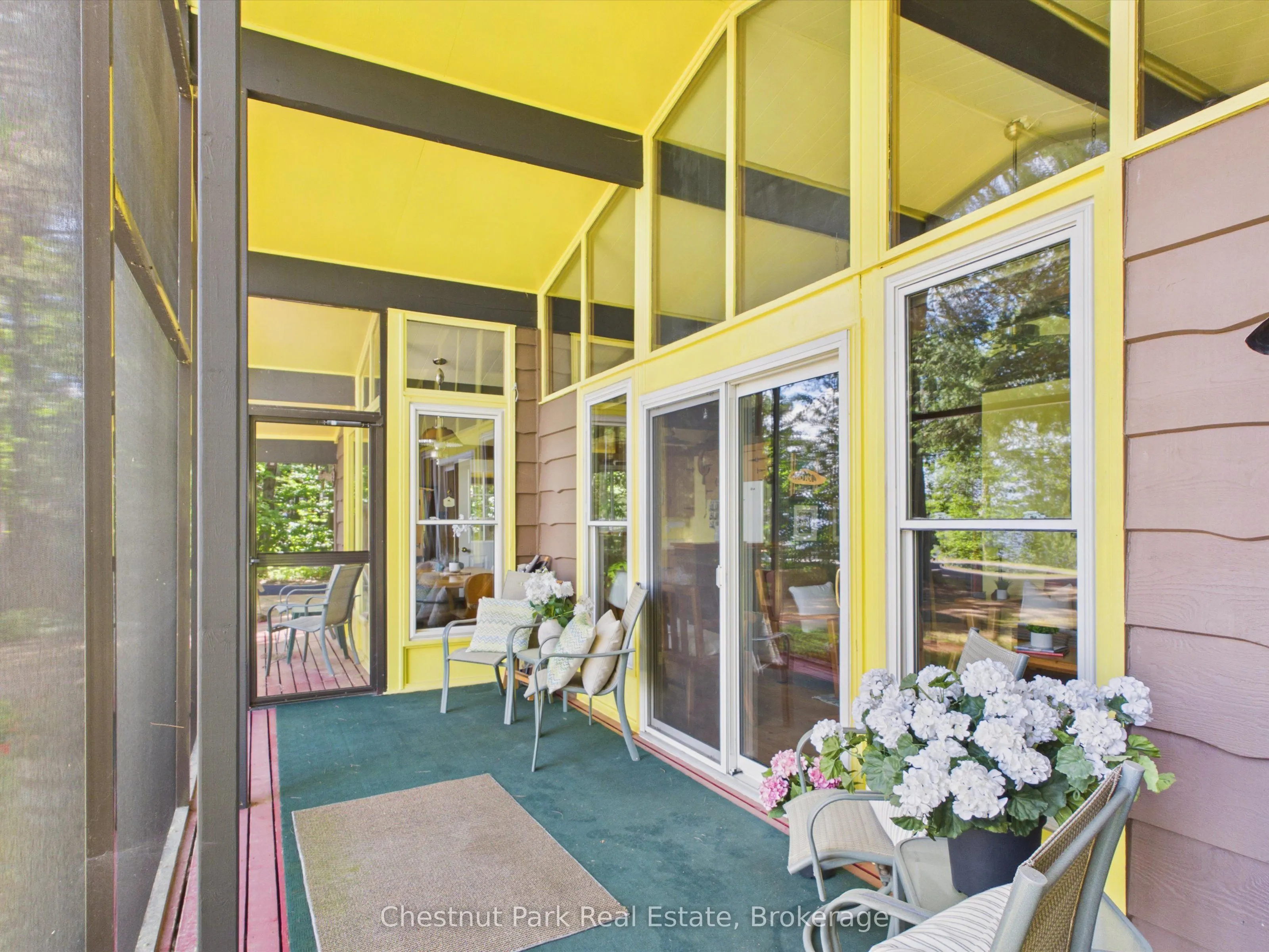 1087 Glenmount Road