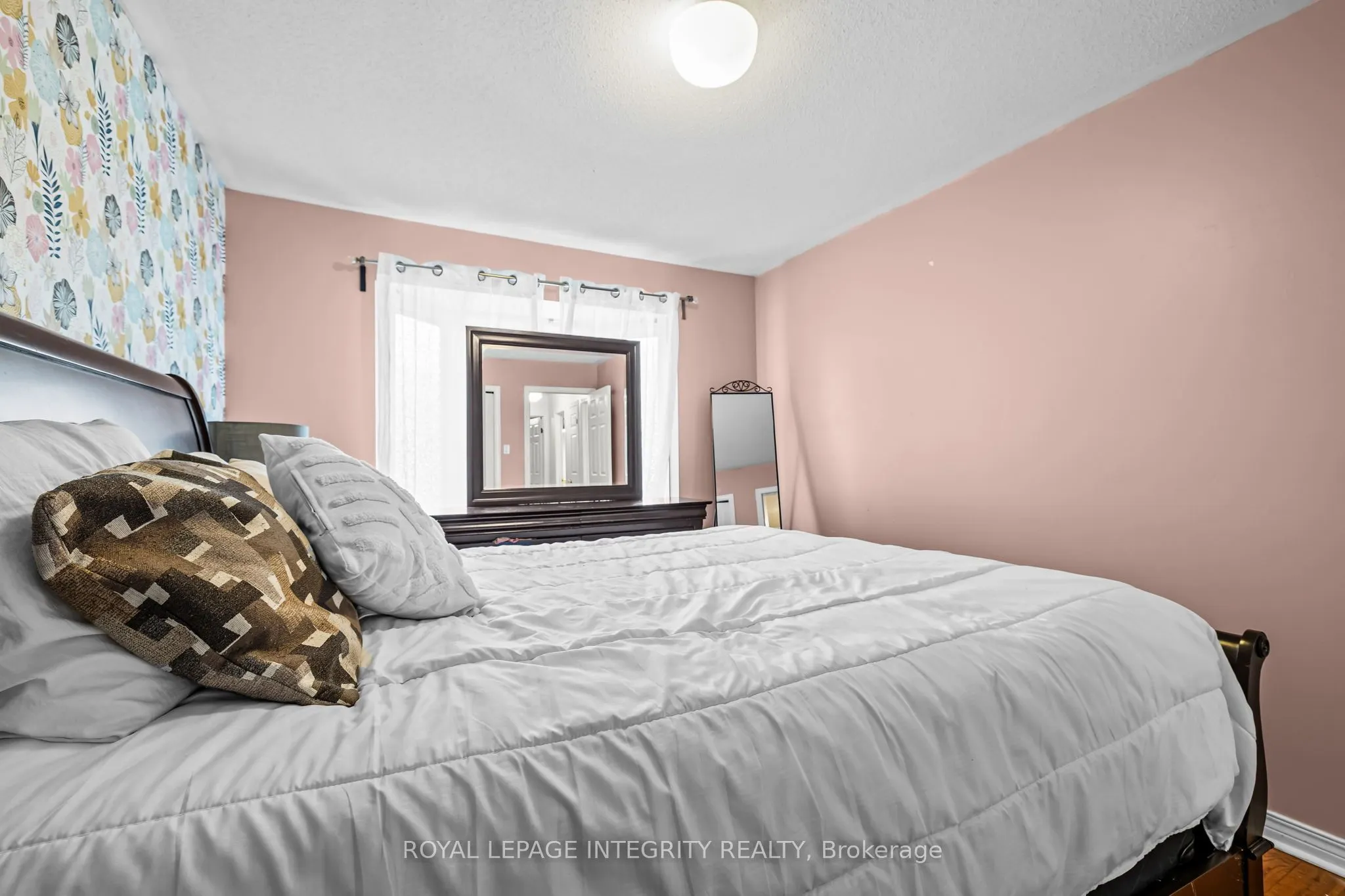 26 Astoria Crescent