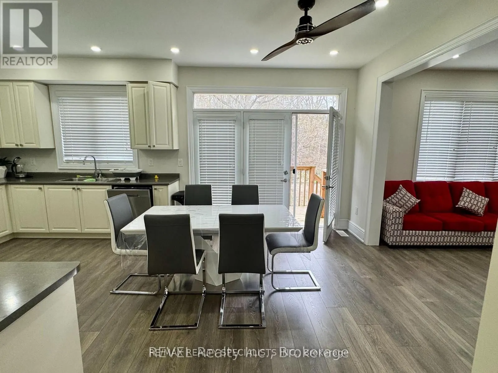 8619 Chickory Trail