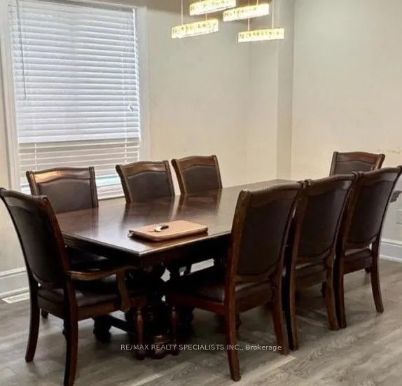 8619 Chickory Trail