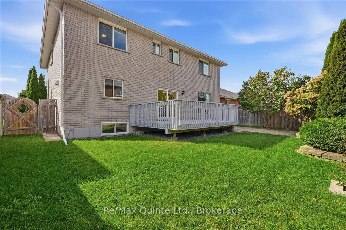 11 Huron Lane