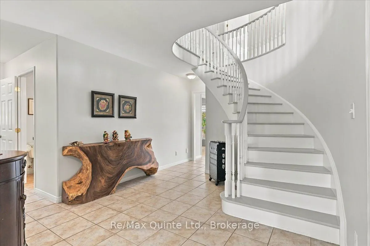 11 Huron Lane