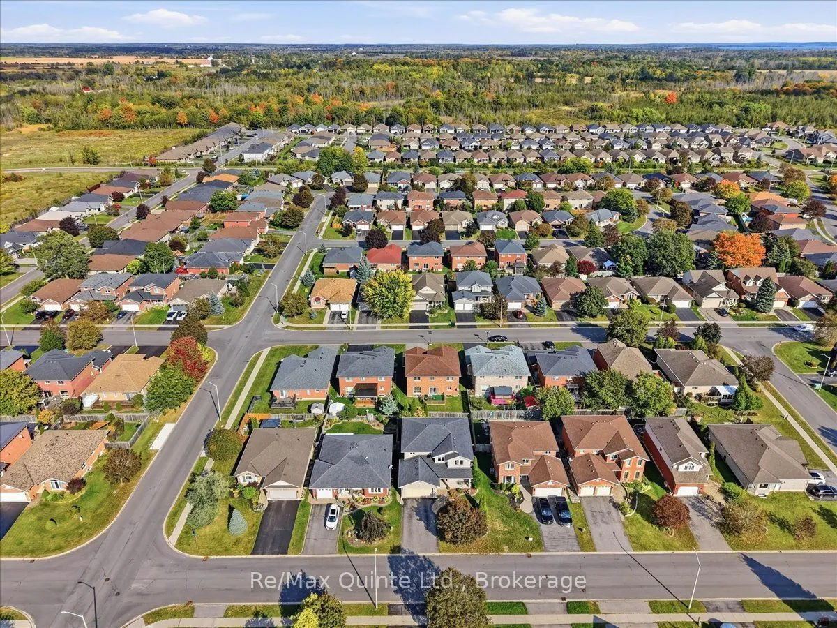 11 Huron Lane