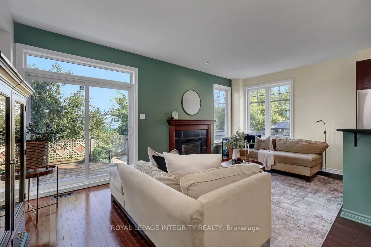 161 Mojave Crescent