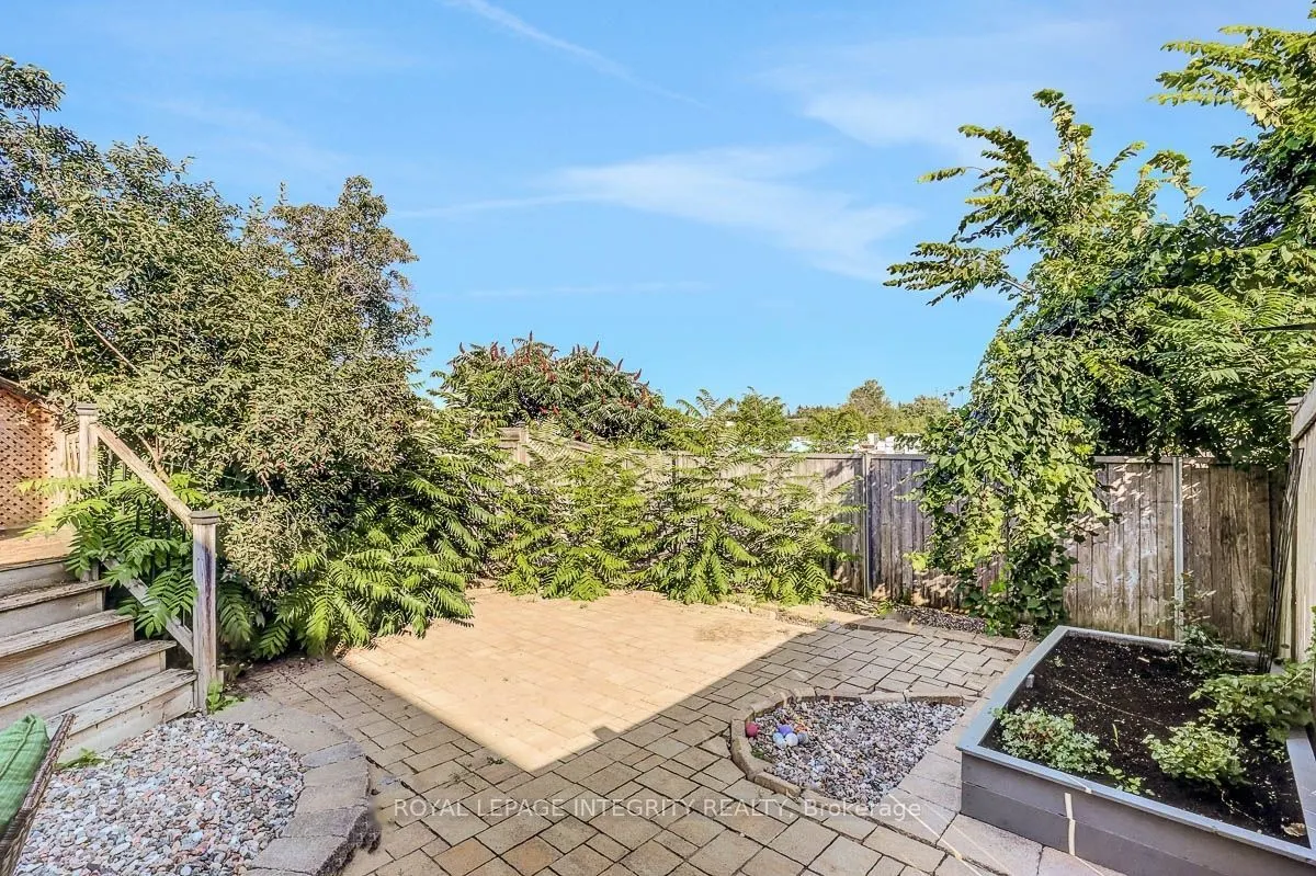 161 Mojave Crescent
