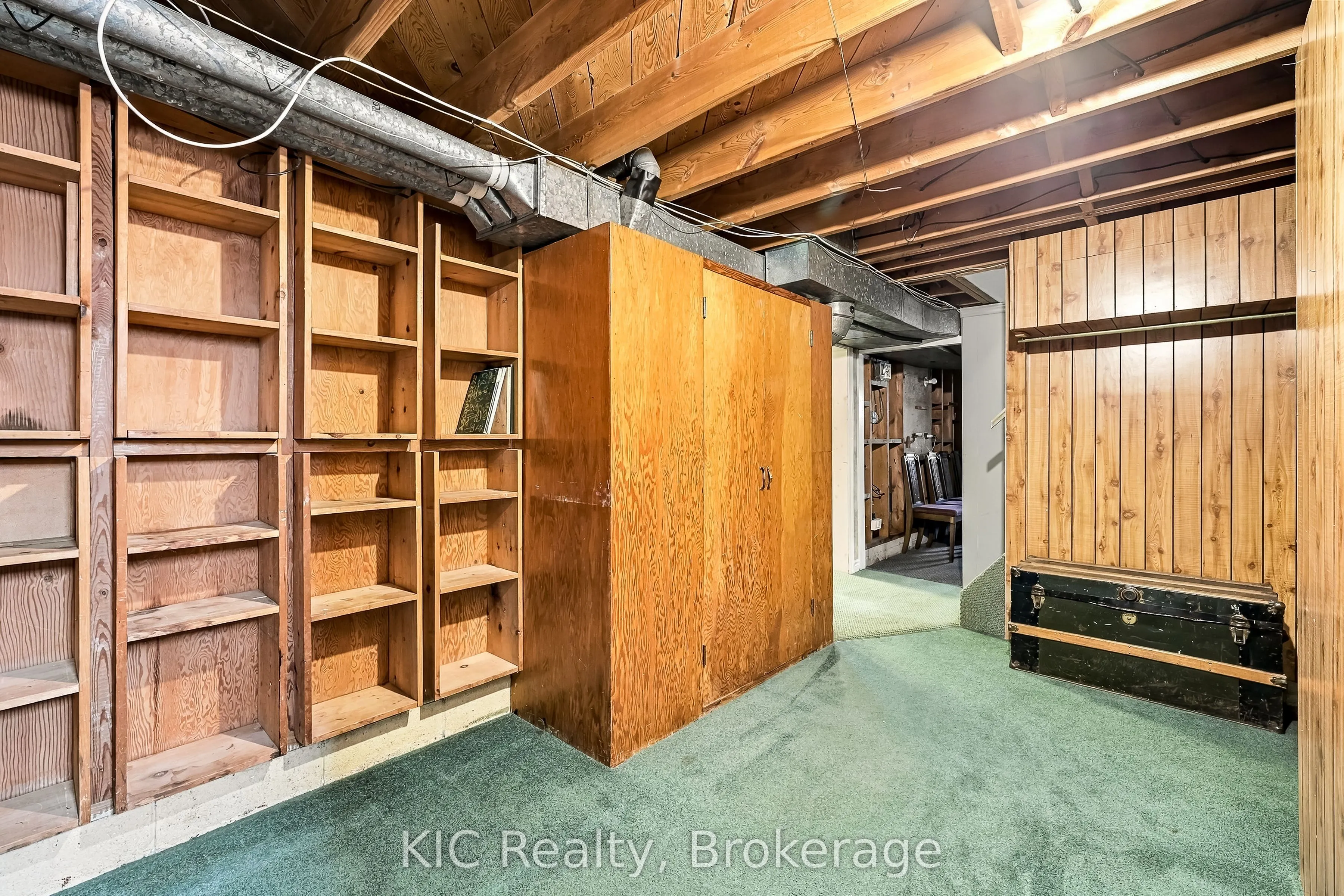 198 Mcclennan Street