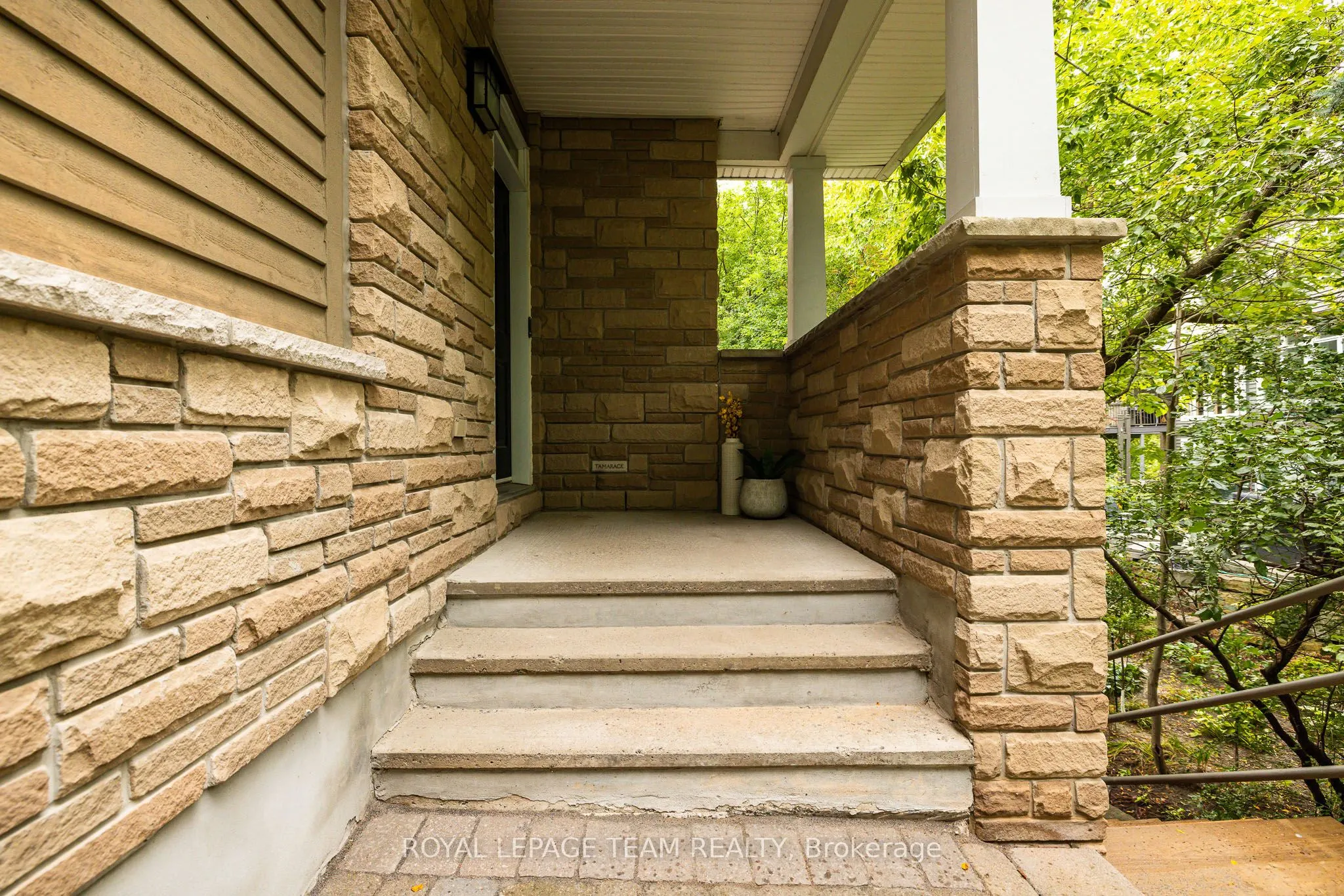 19 Creeks End Lane