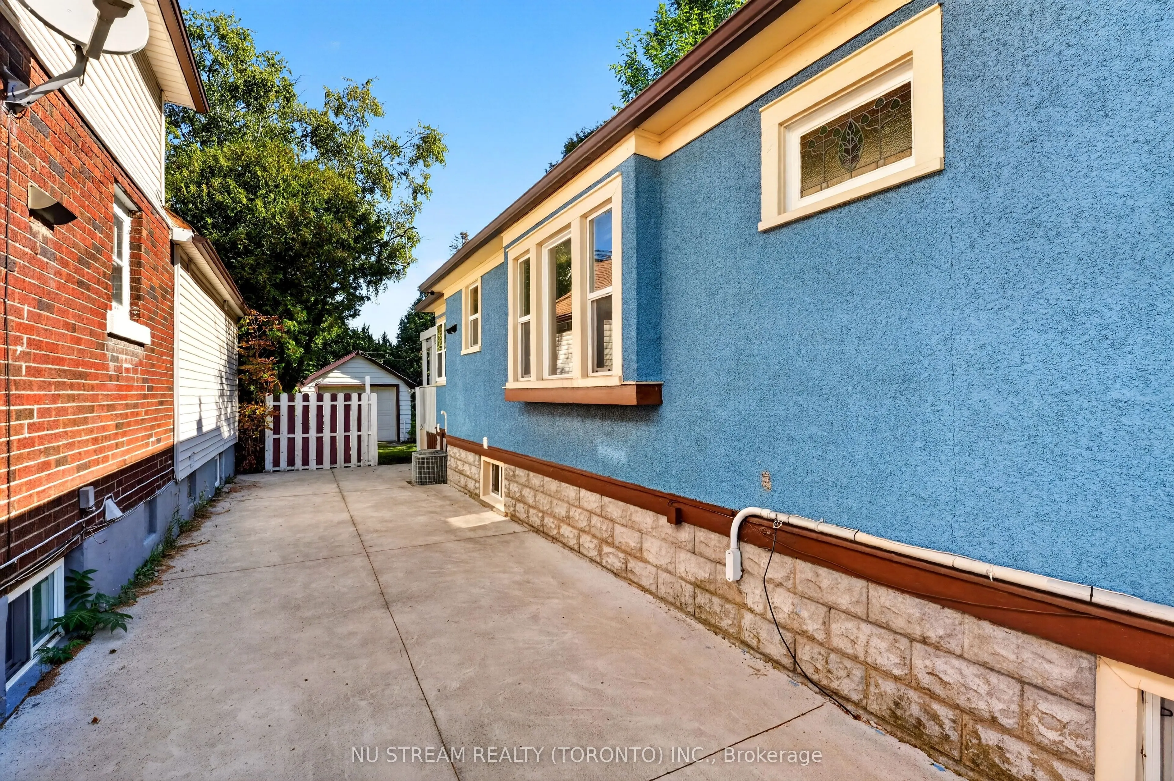 9 Manning Street