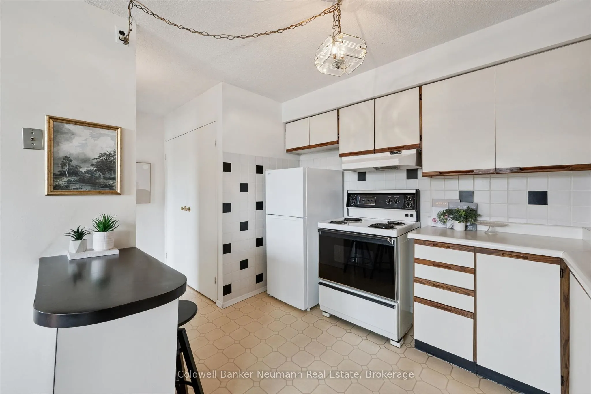 93 Westwood Road #405
