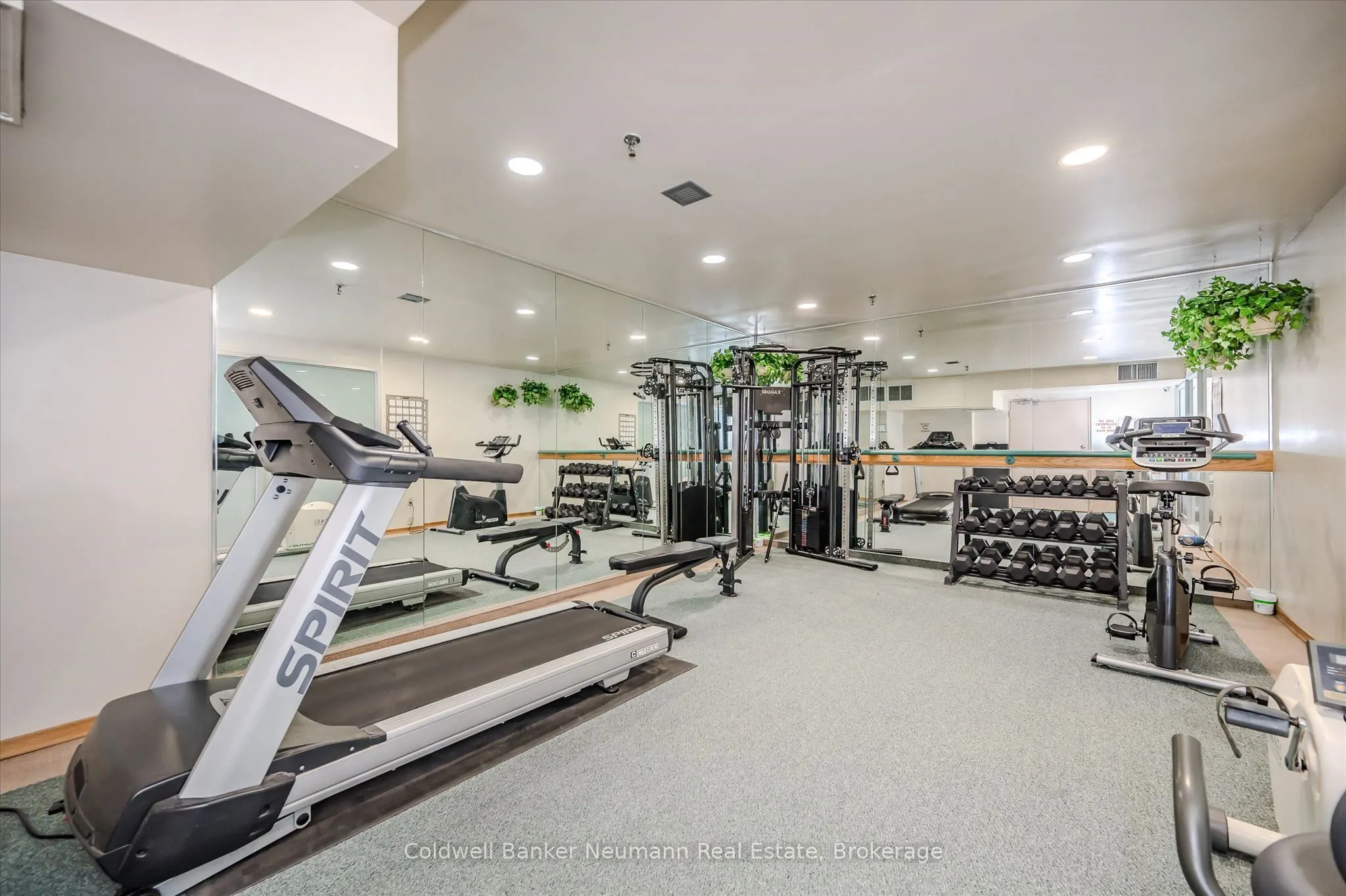 93 Westwood Road #405