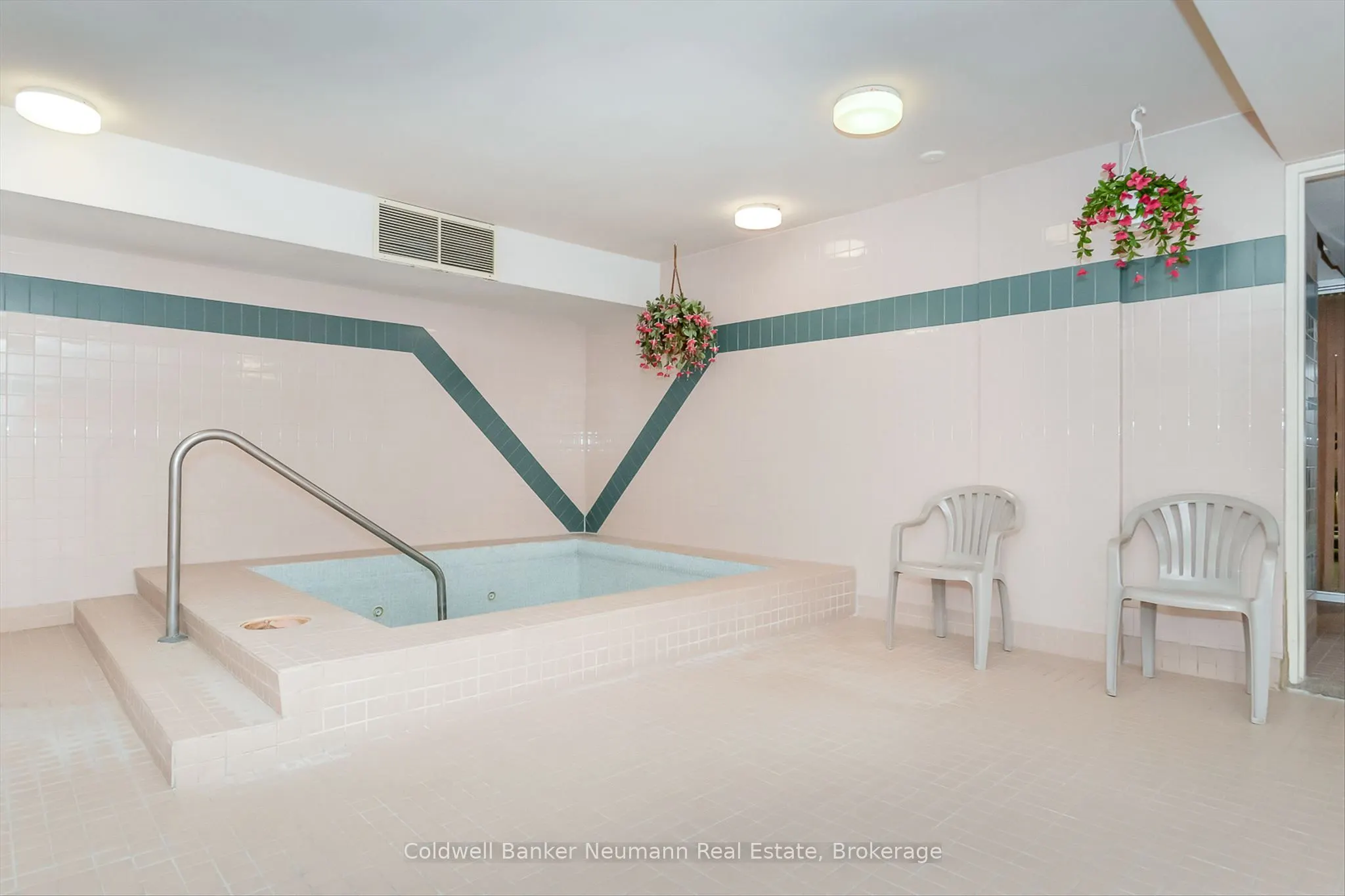 93 Westwood Road #405