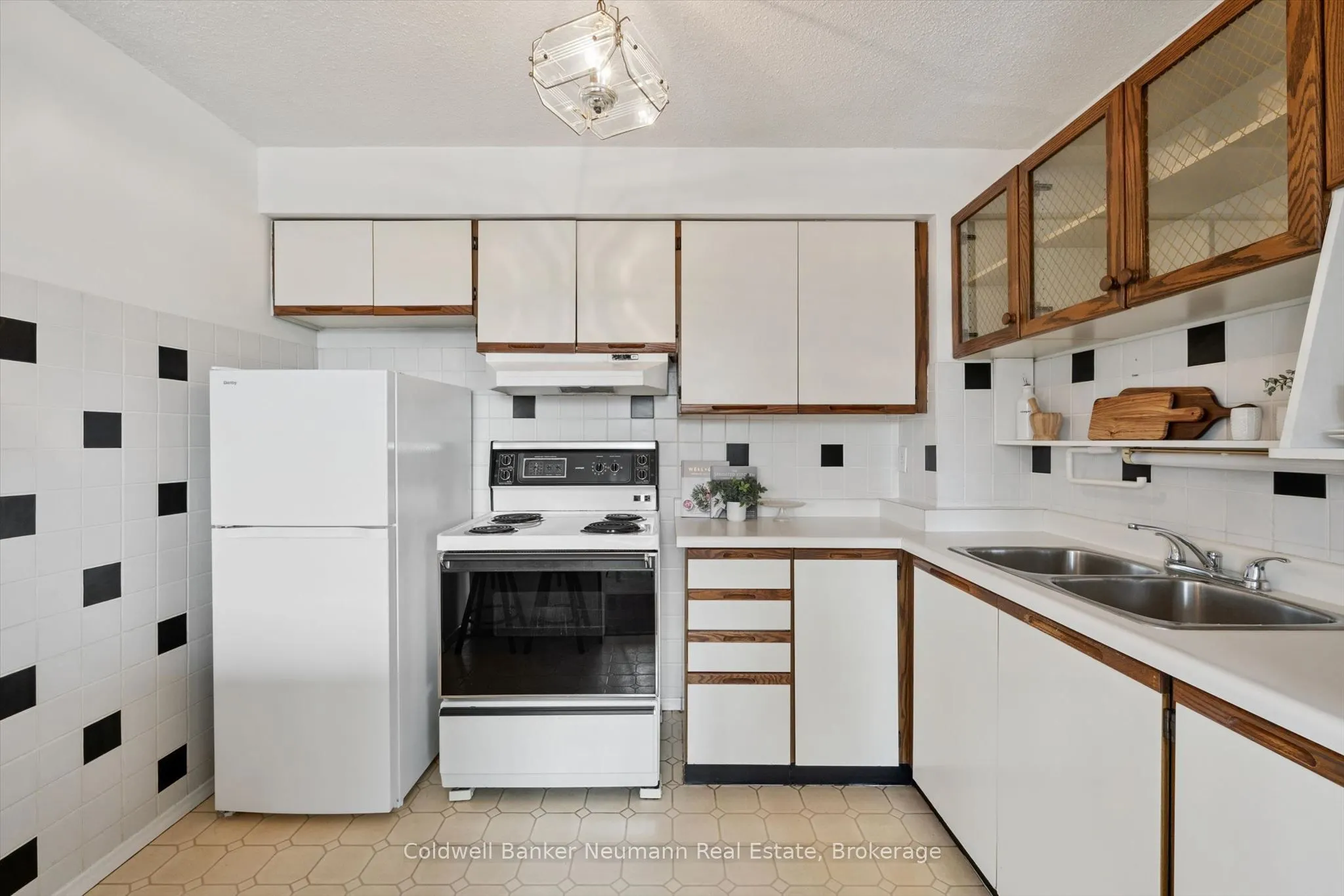 93 Westwood Road #405