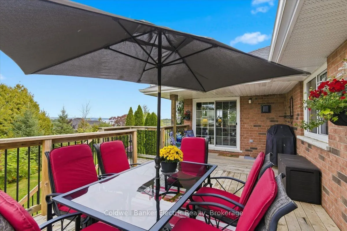 102 Hampton Crescent
