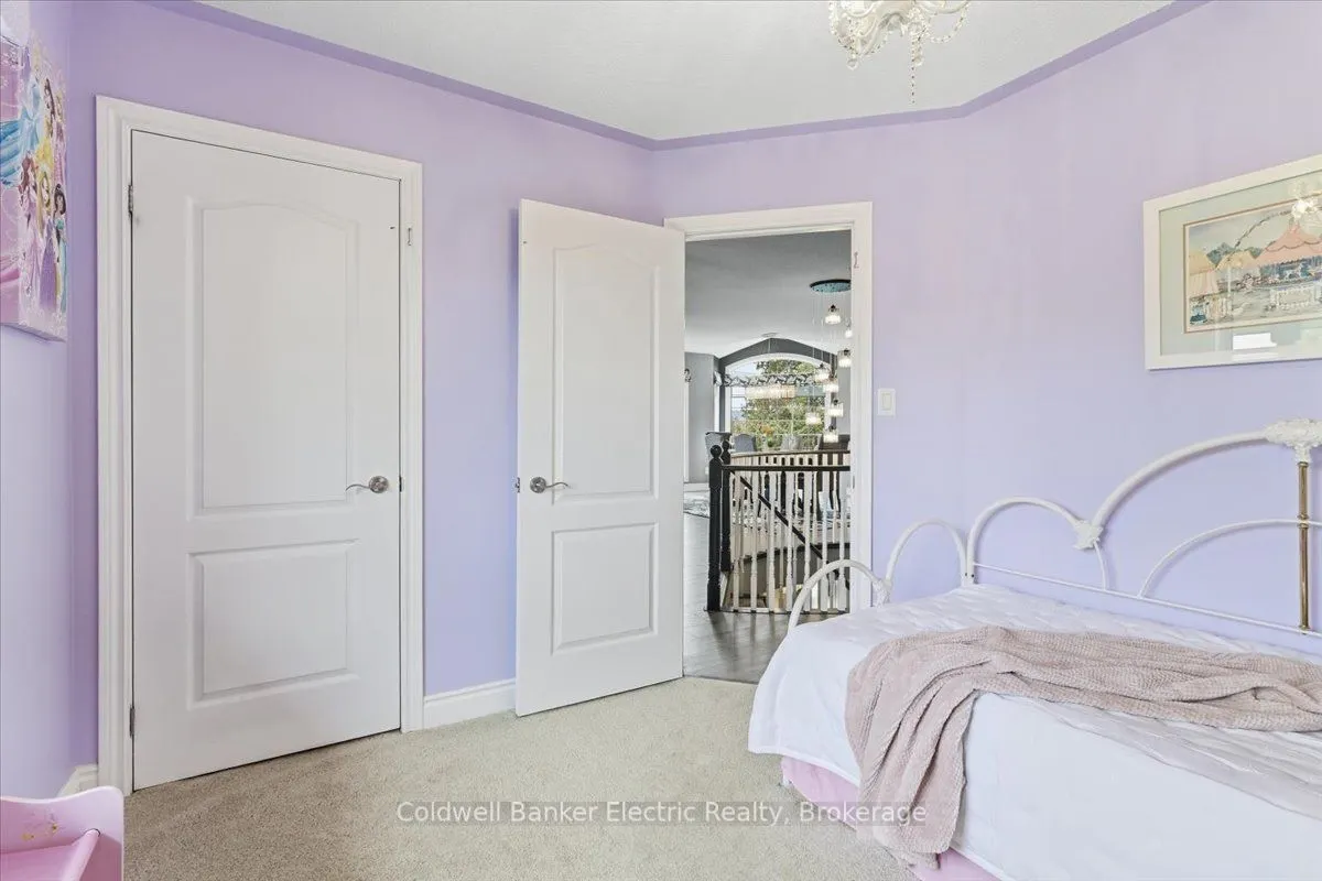 102 Hampton Crescent