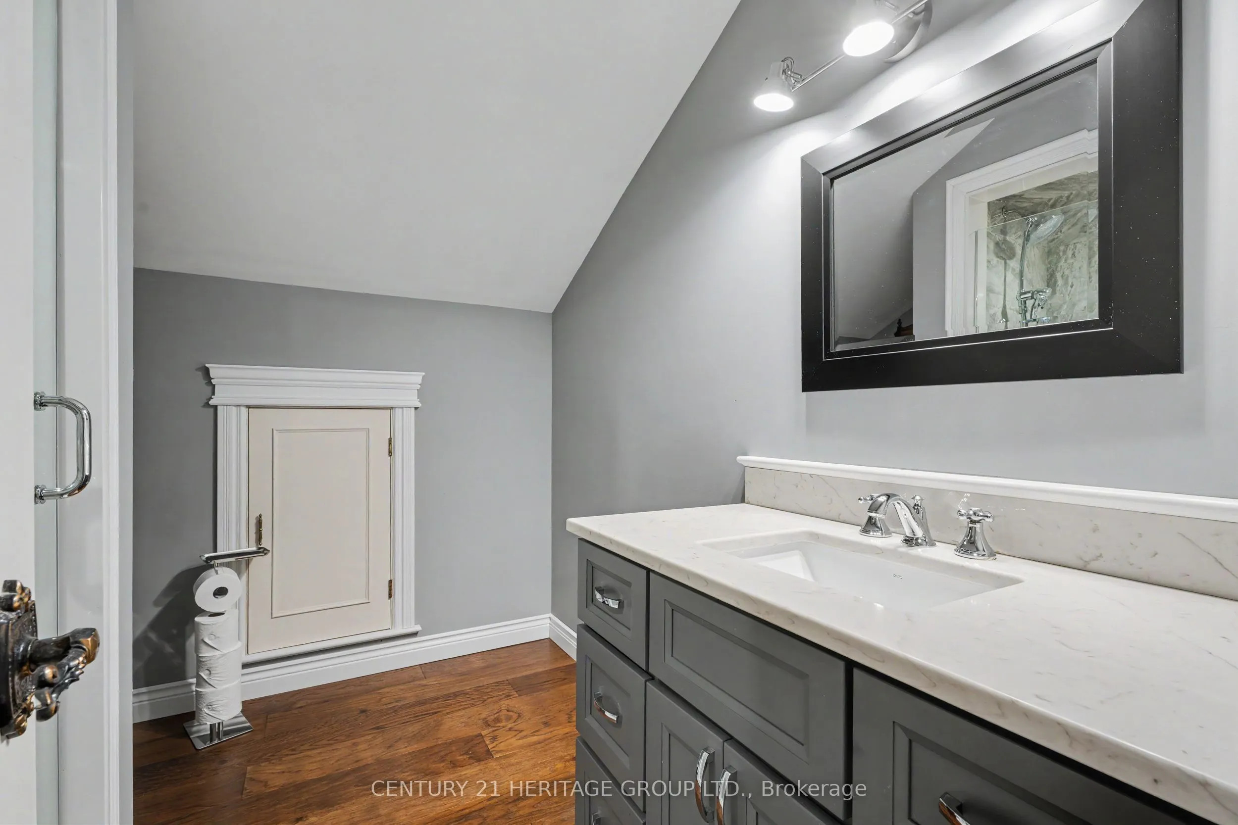 390 Sydenham Road