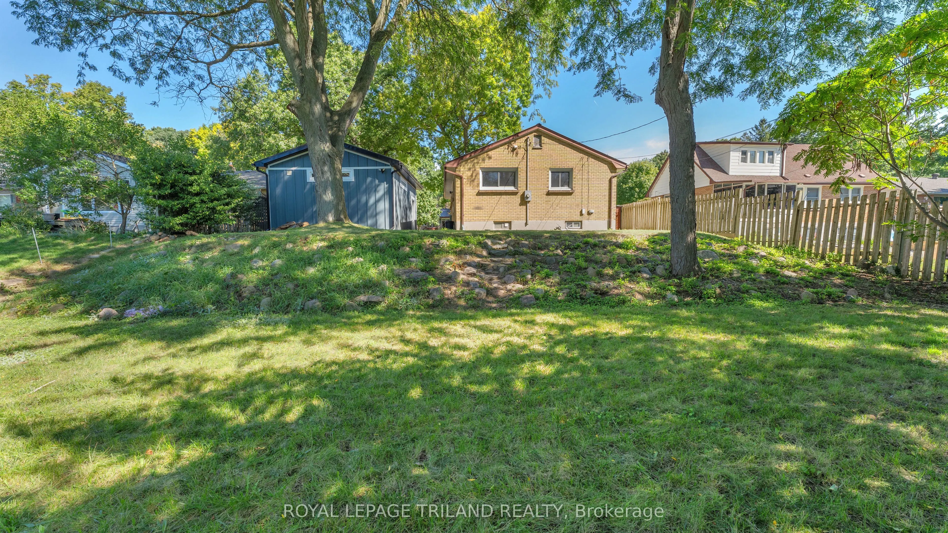 93 Manitoulin Drive