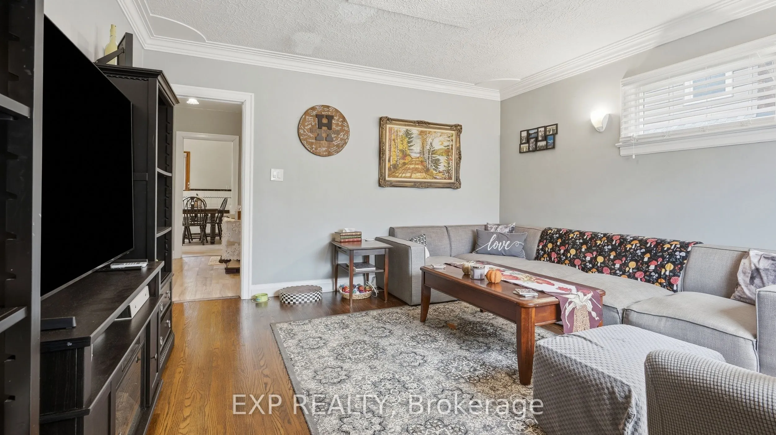 63 Lyons Avenue