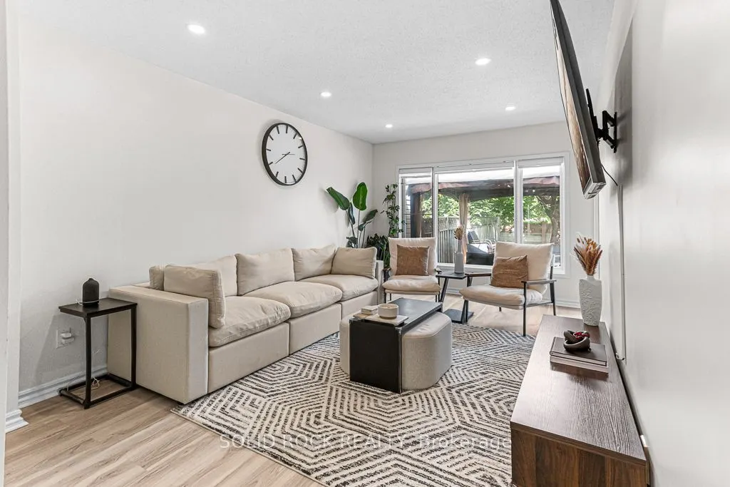 49 Longshire Circle