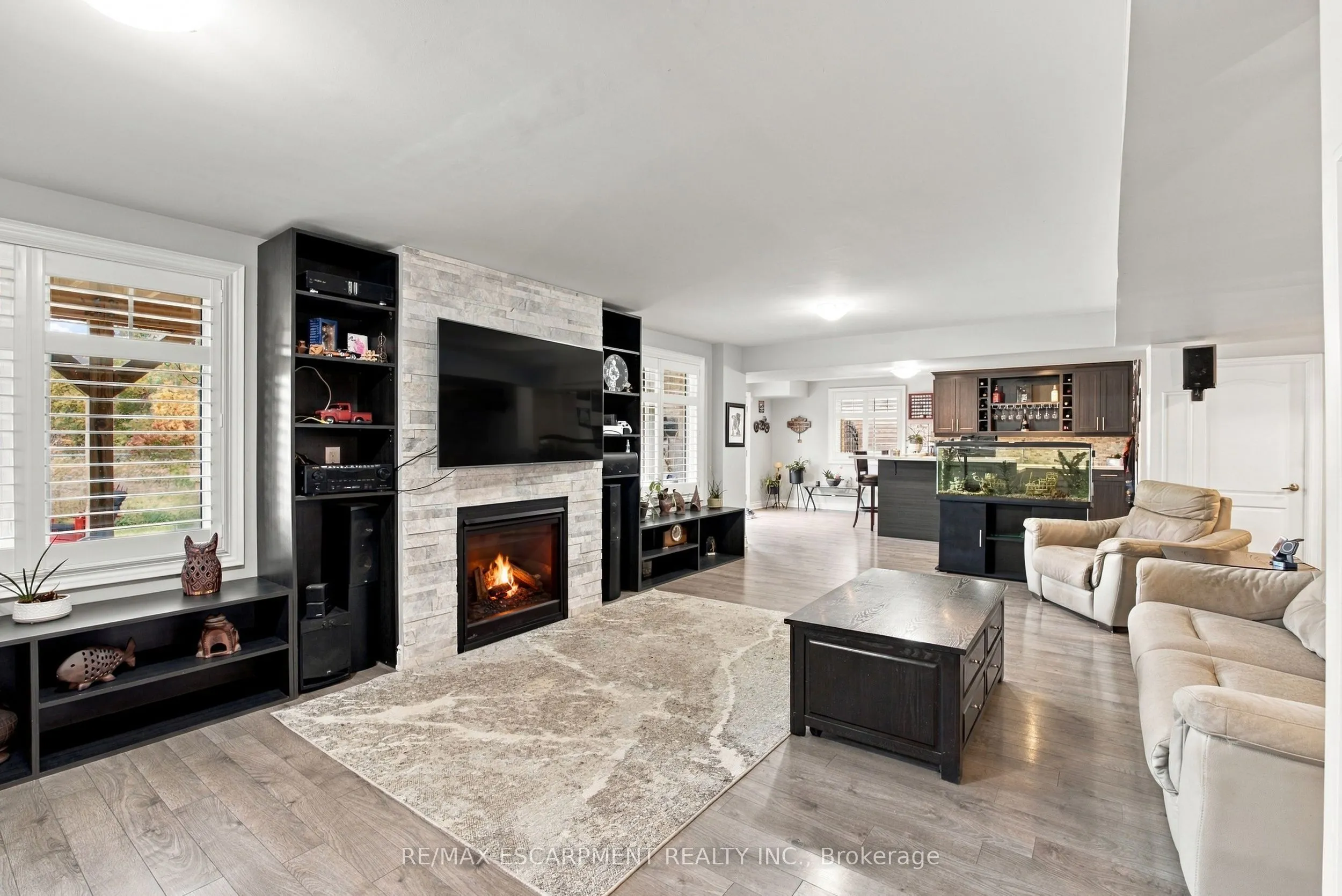19 BROOKSIDE Terrace