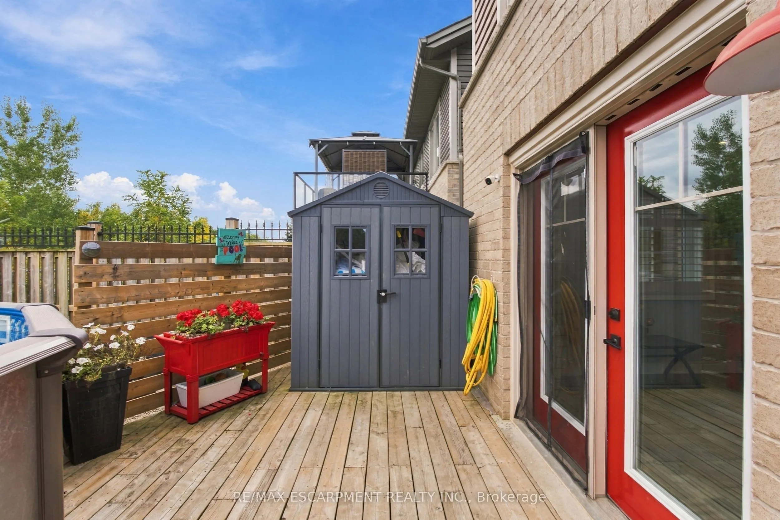 19 BROOKSIDE Terrace