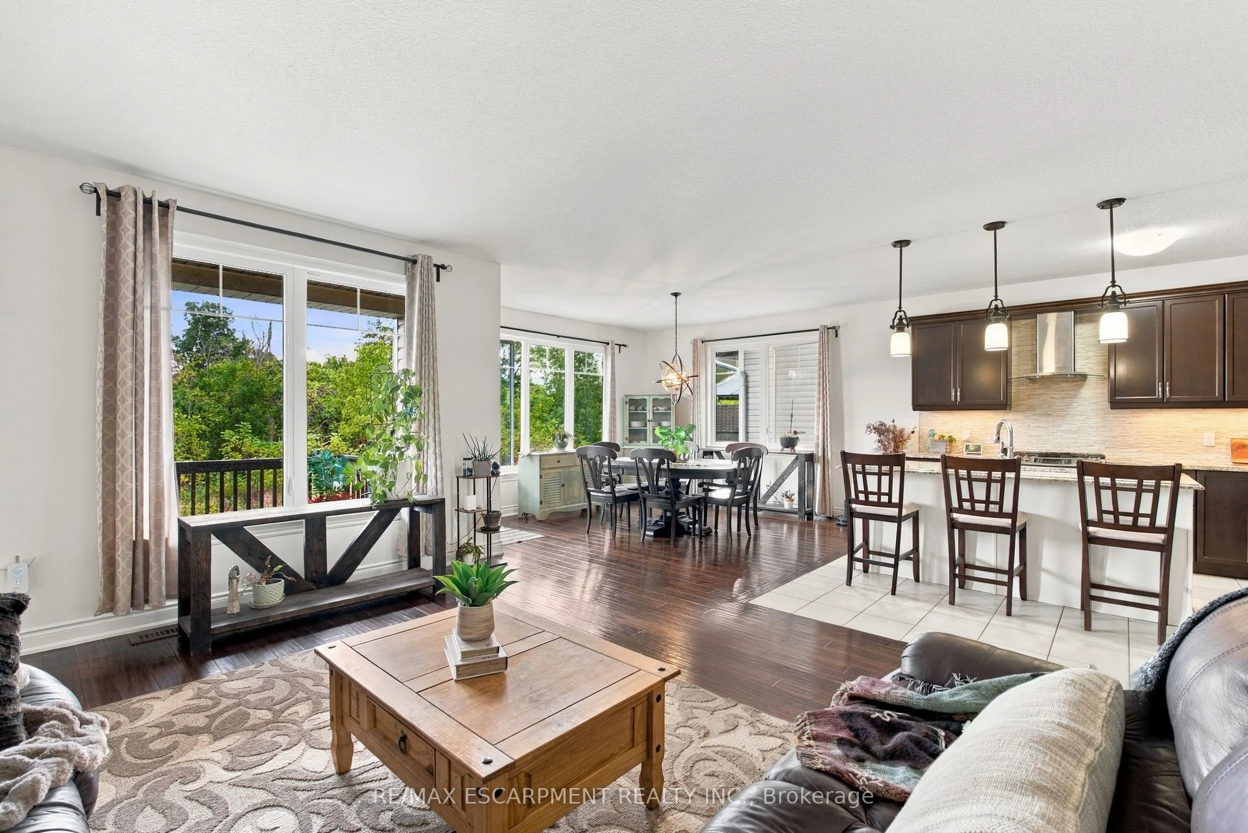 19 BROOKSIDE Terrace