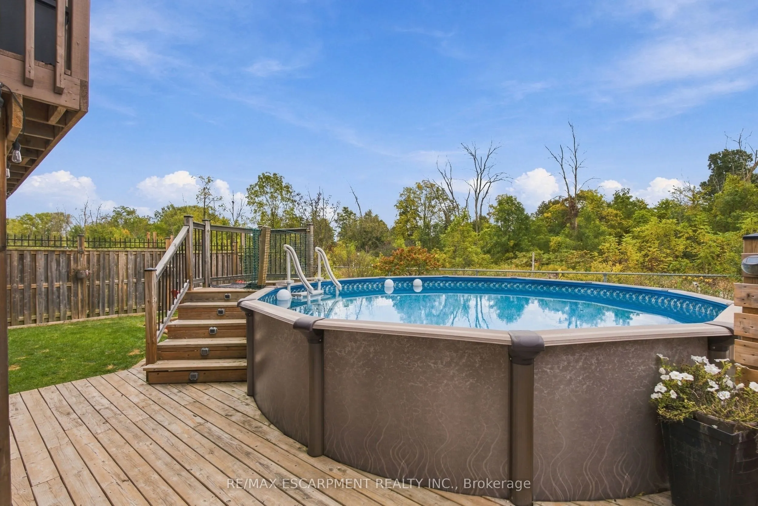 19 BROOKSIDE Terrace