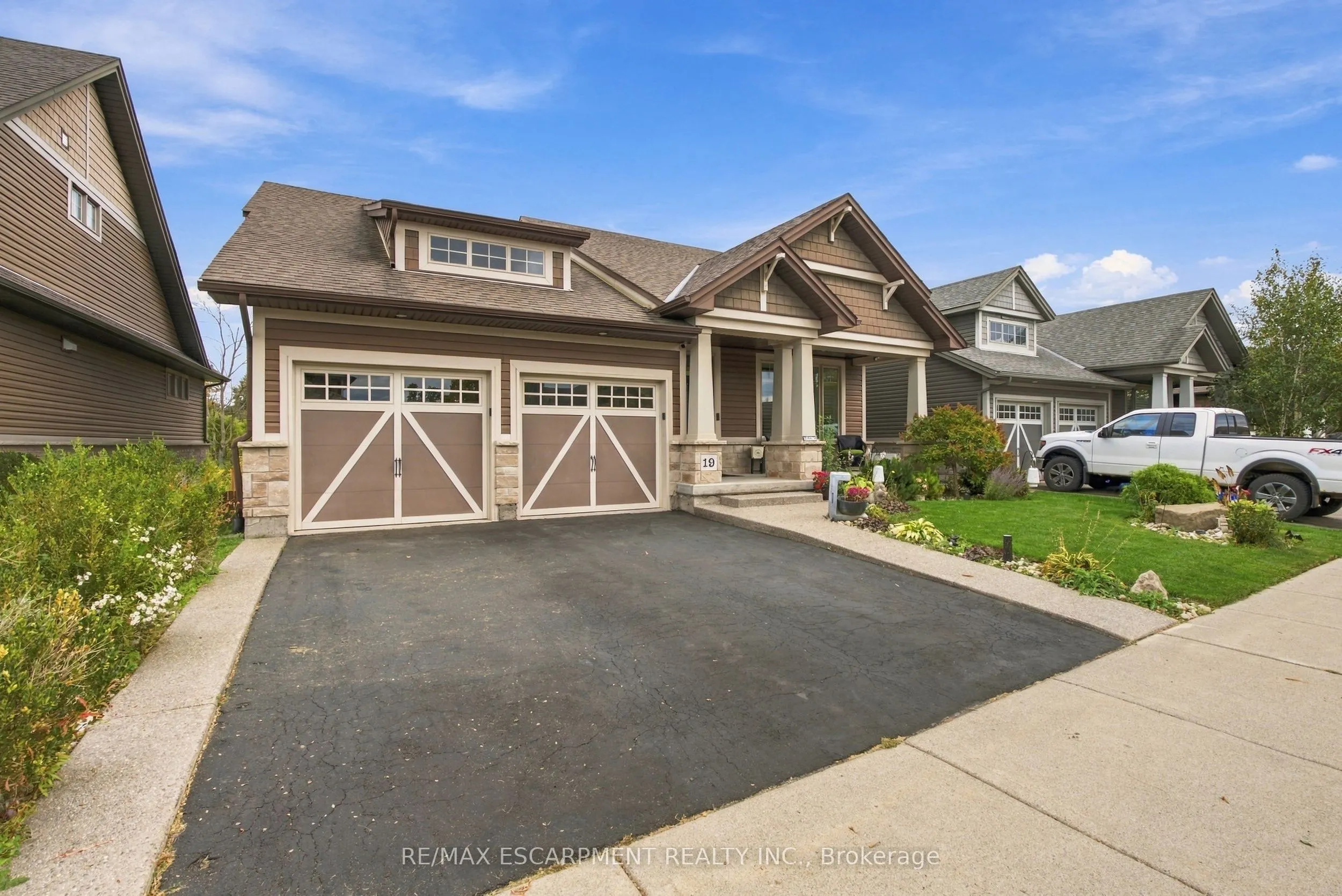 19 BROOKSIDE Terrace