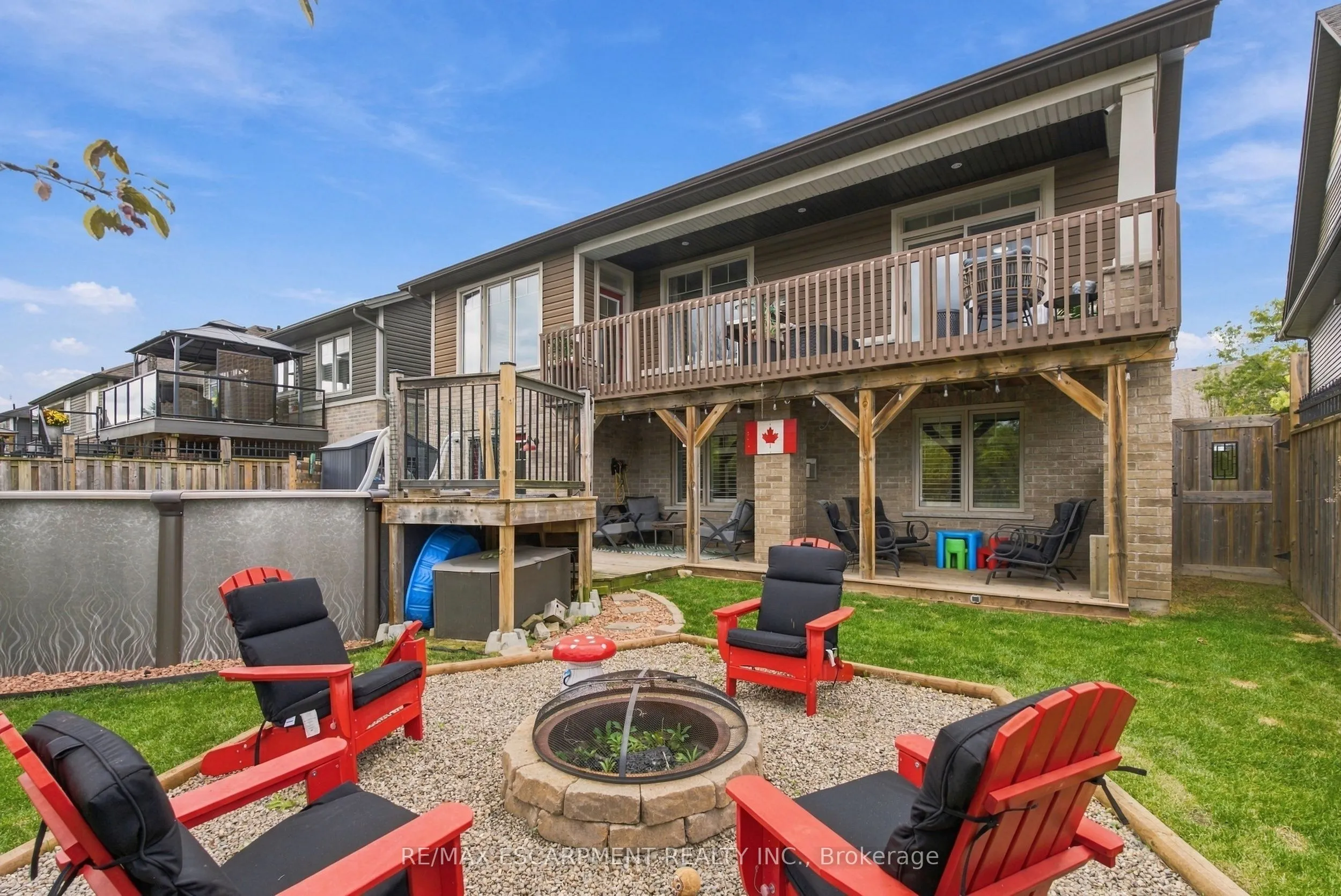 19 BROOKSIDE Terrace