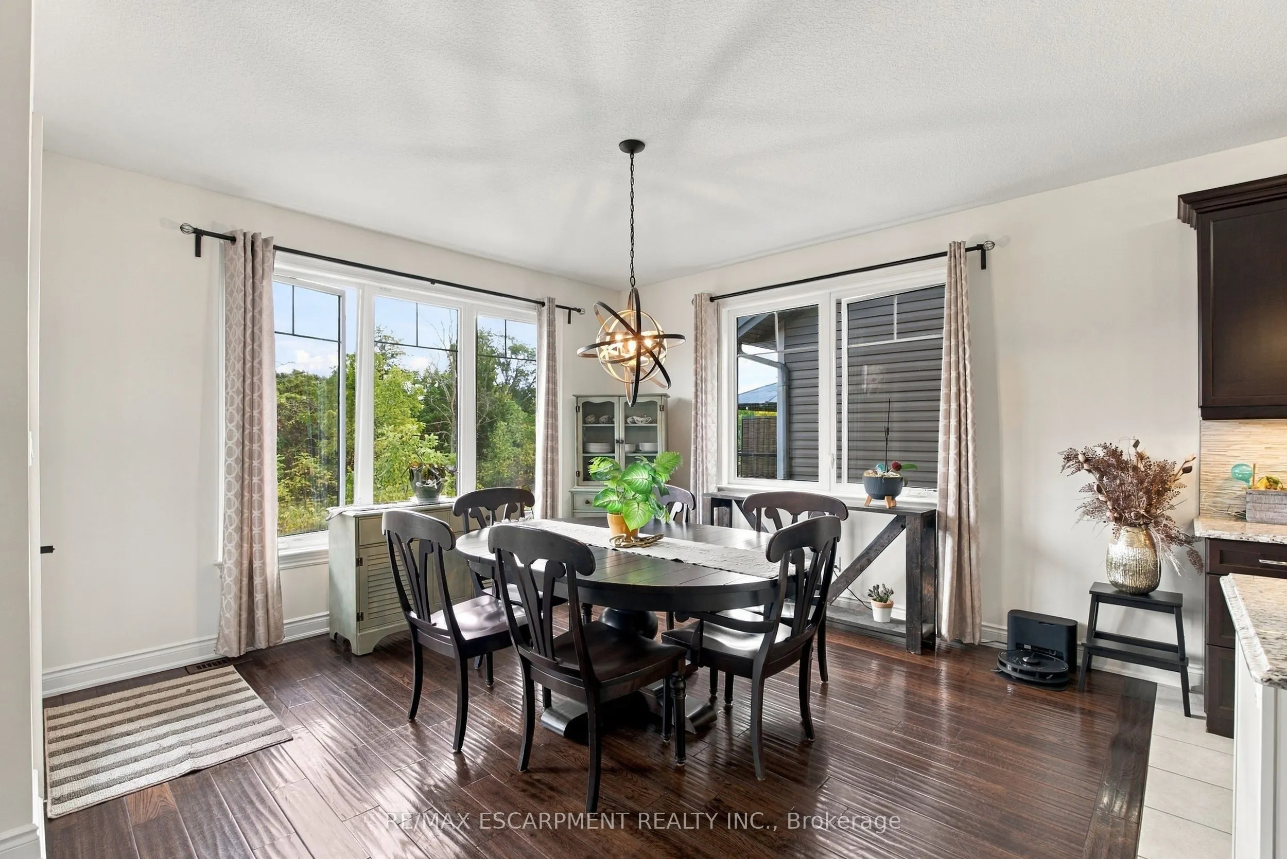 19 BROOKSIDE Terrace