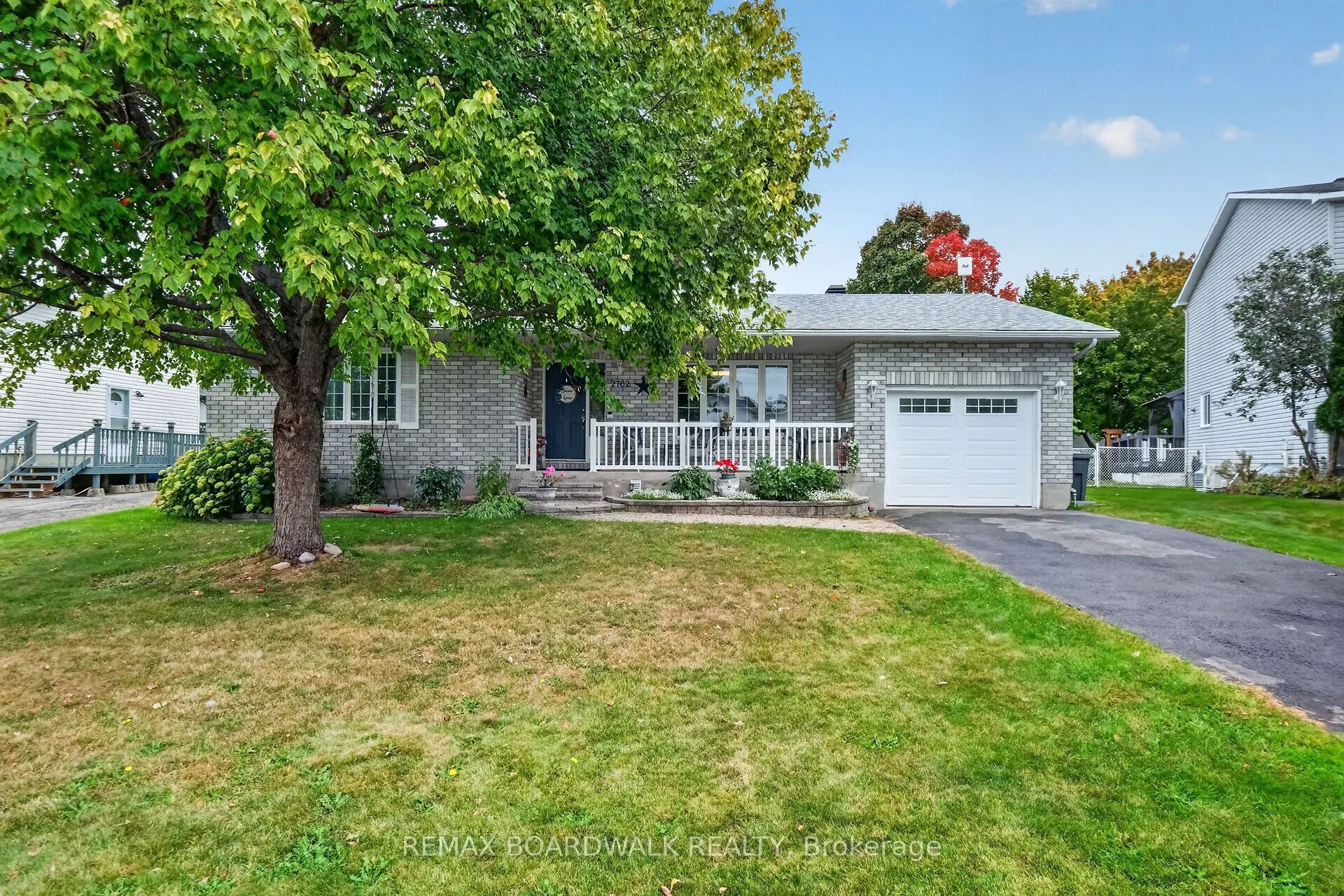2762 Julie Street