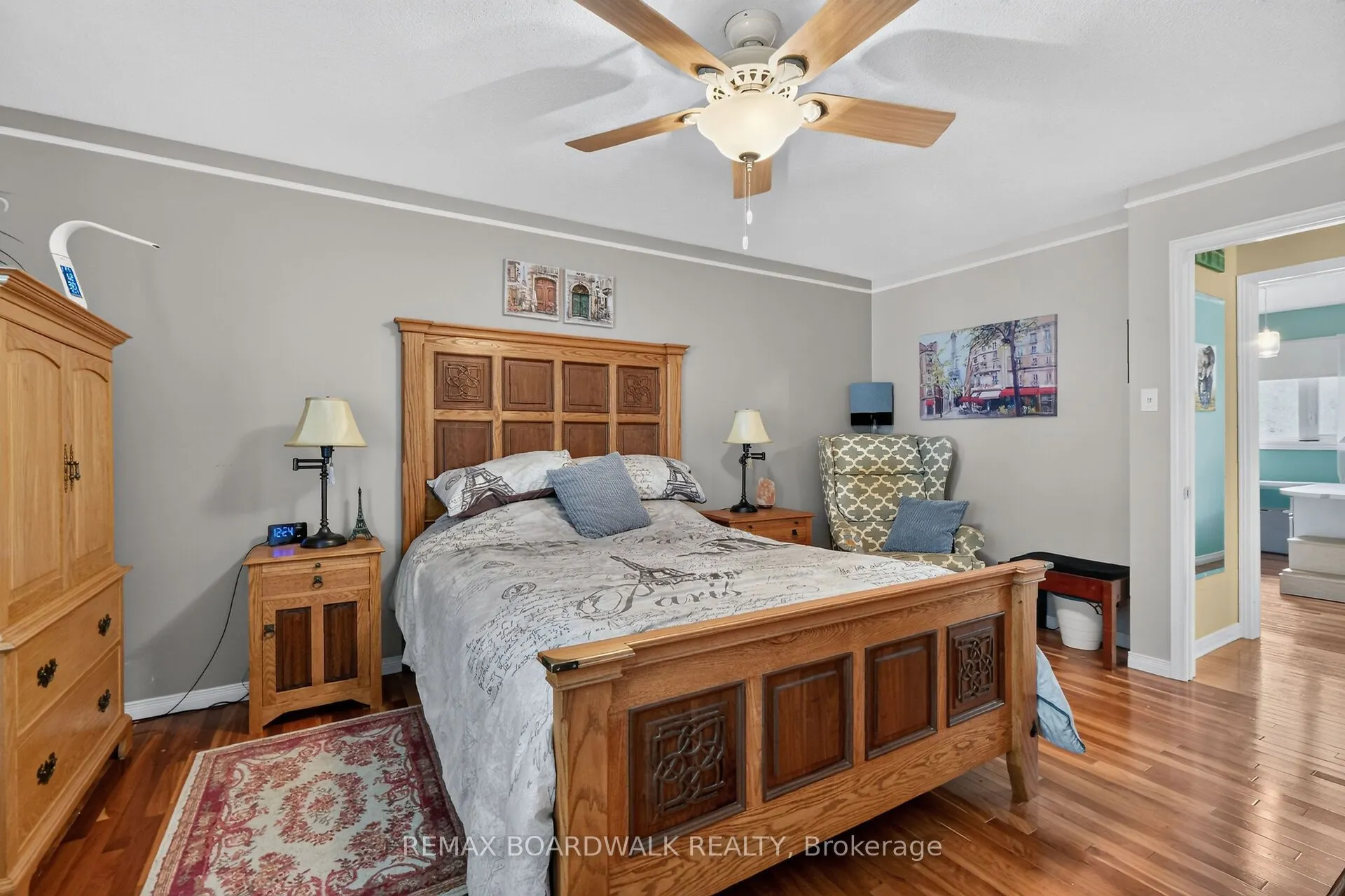 2762 Julie Street