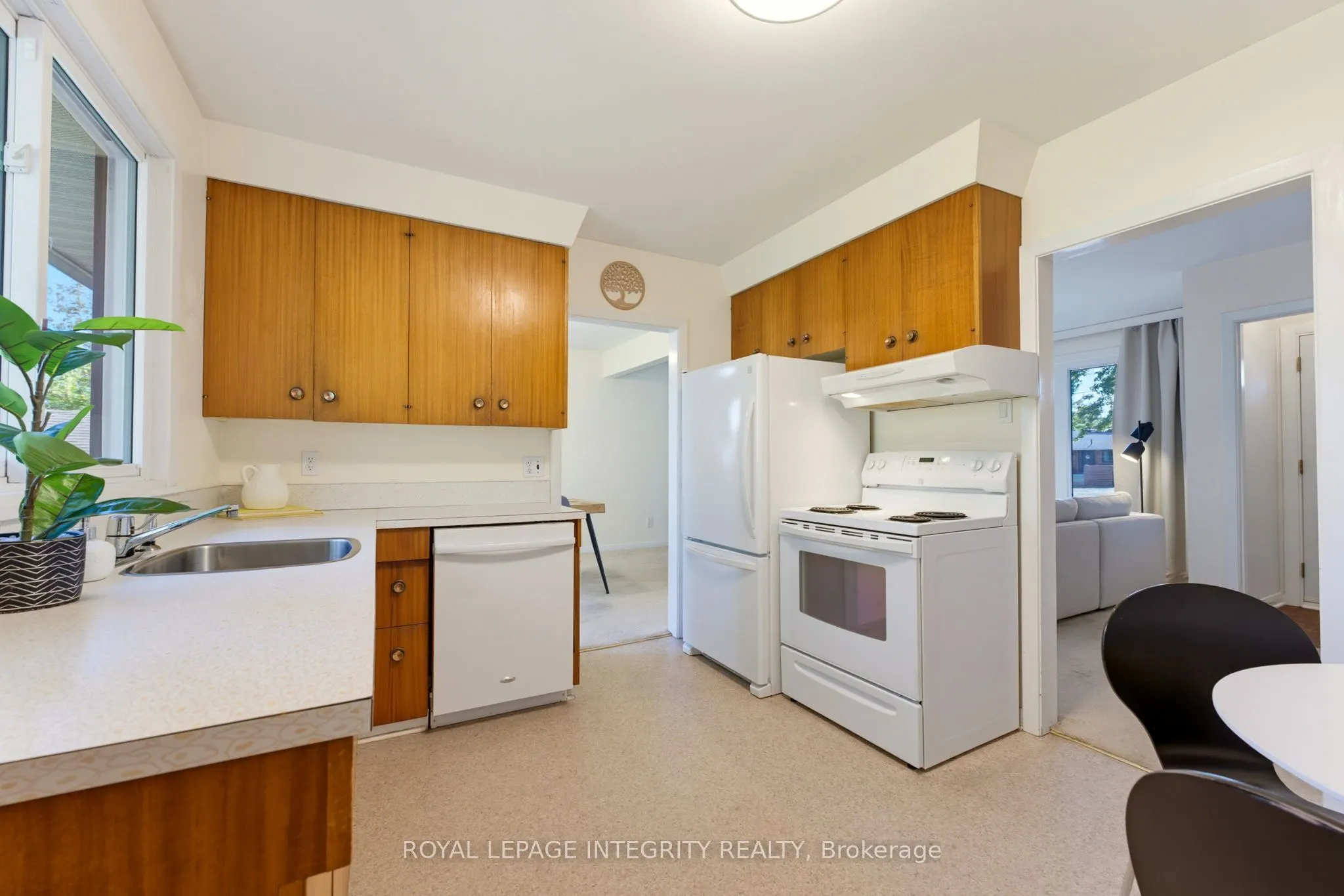 31 Basswood Avenue