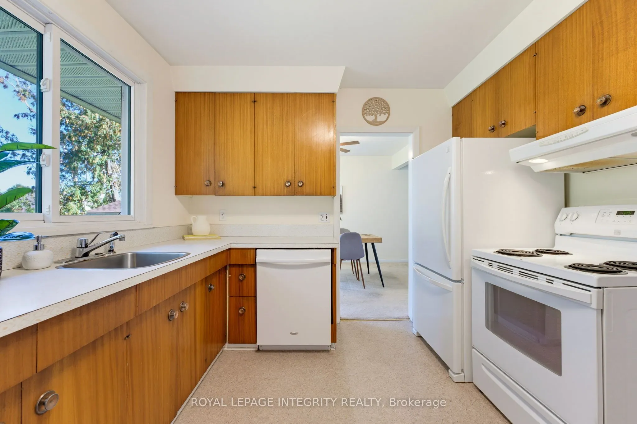 31 Basswood Avenue