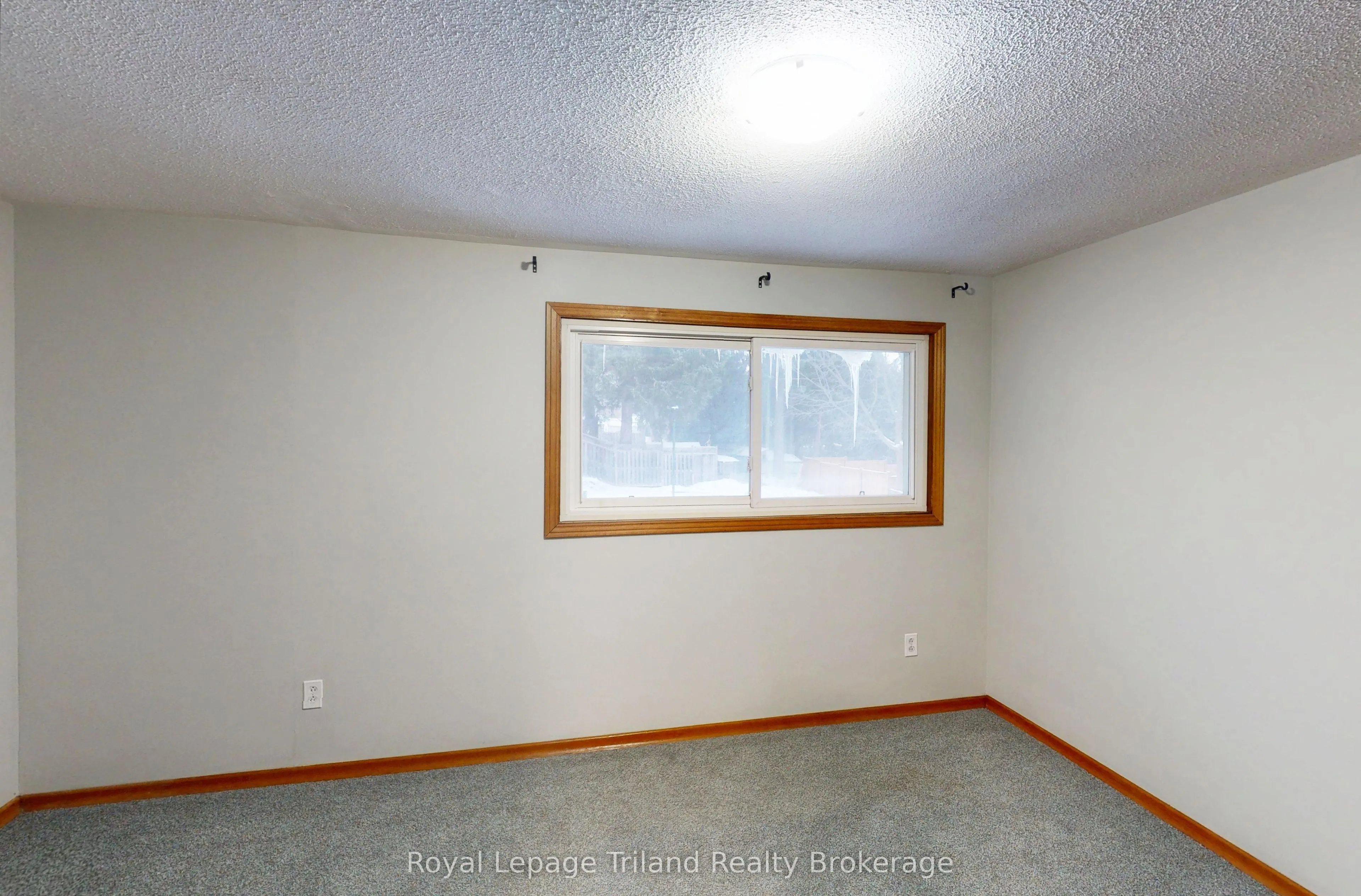 653 Northdale Drive #8