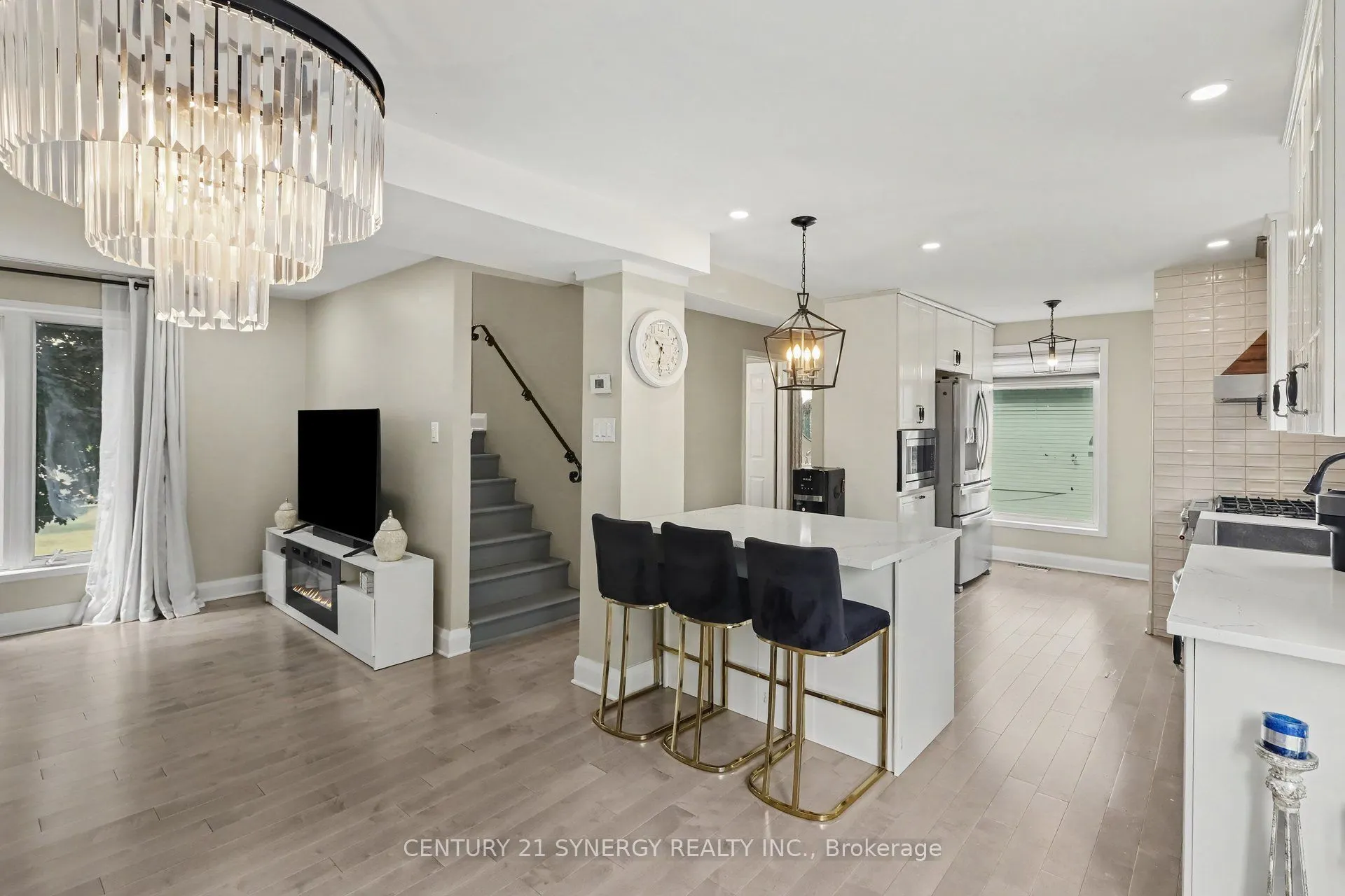 436 Yves Street
