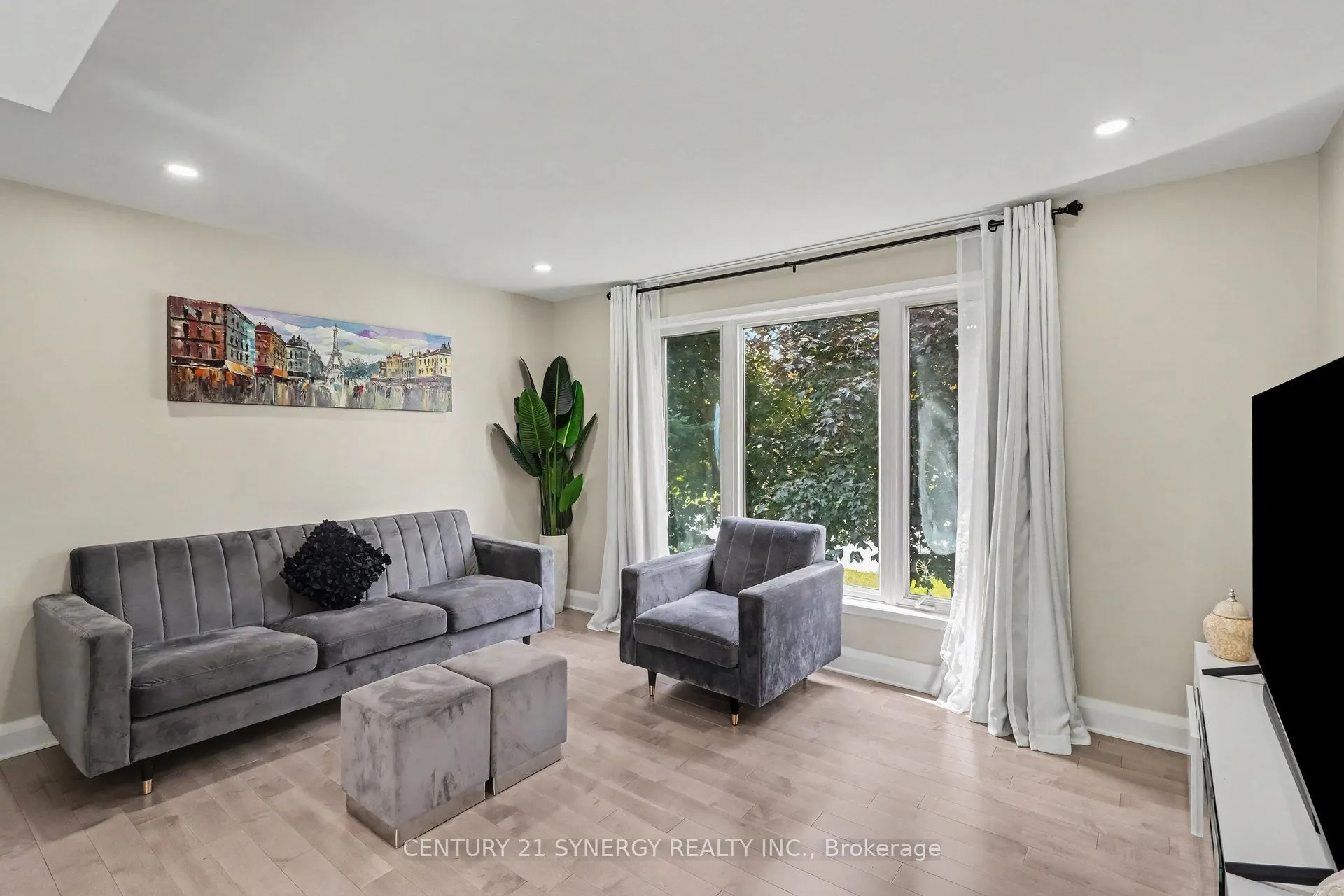436 Yves Street