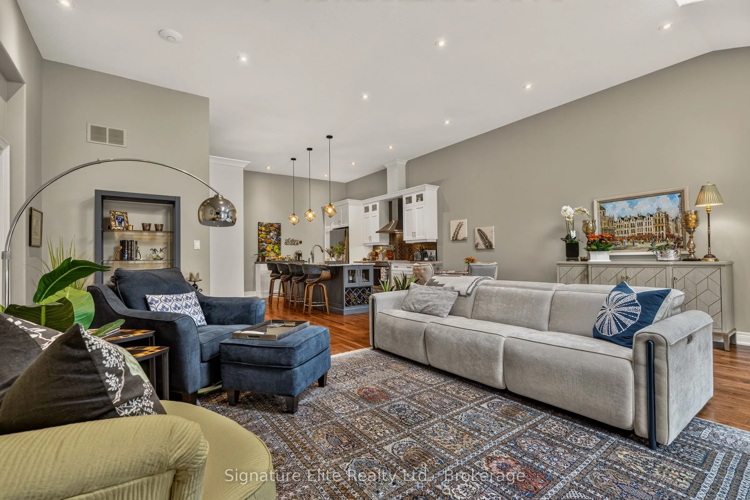 27 Stoneridge Crescent