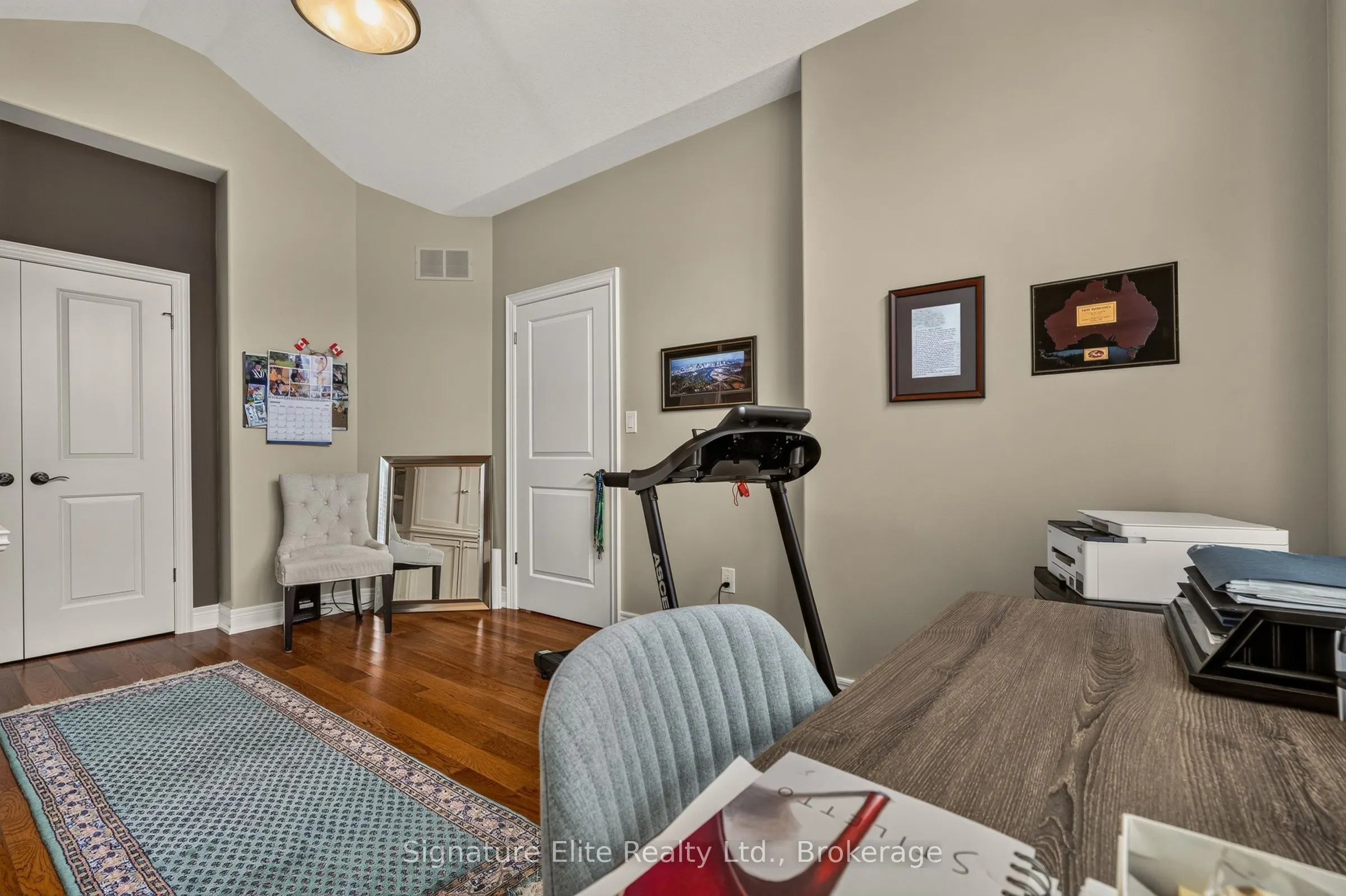 27 Stoneridge Crescent
