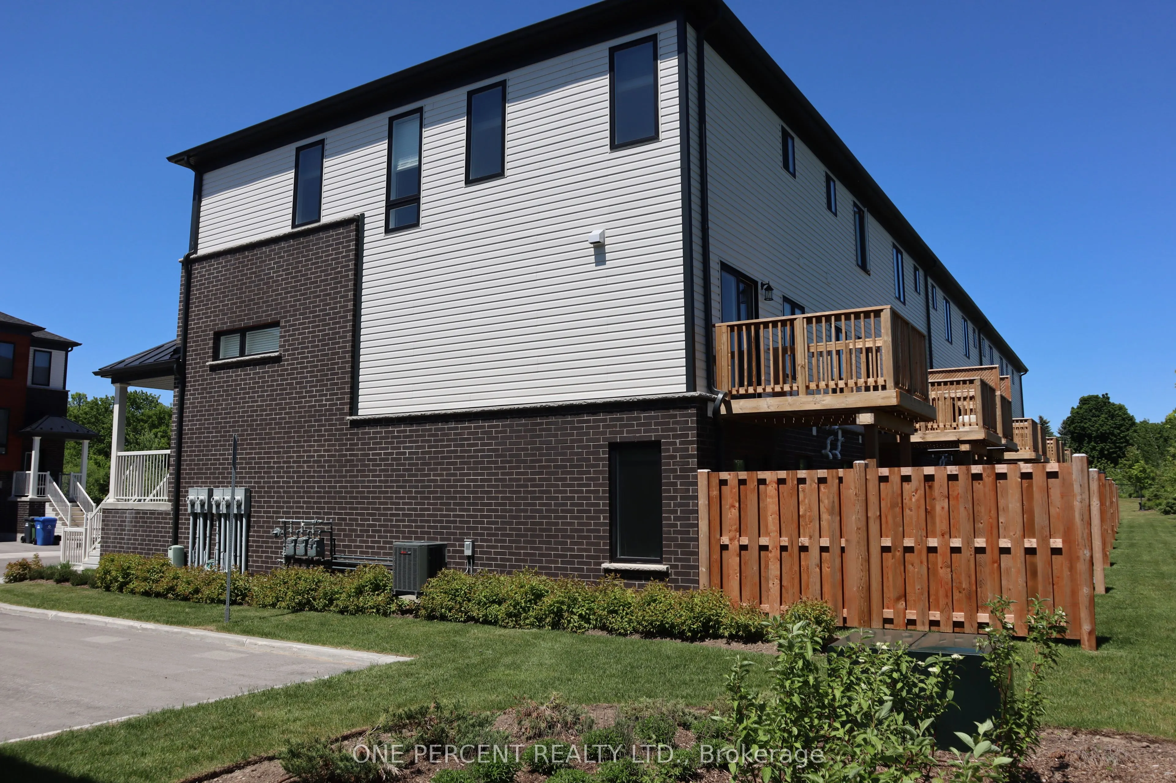 15 Sora Lane #28
