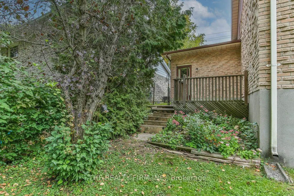 579 Boler Road