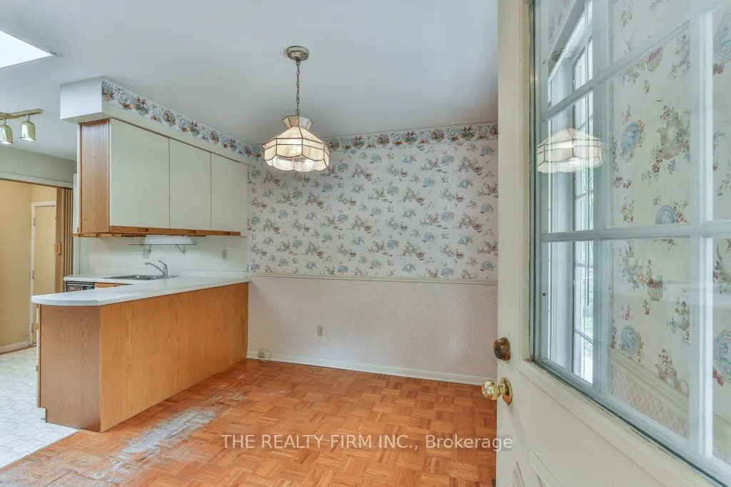 579 Boler Road