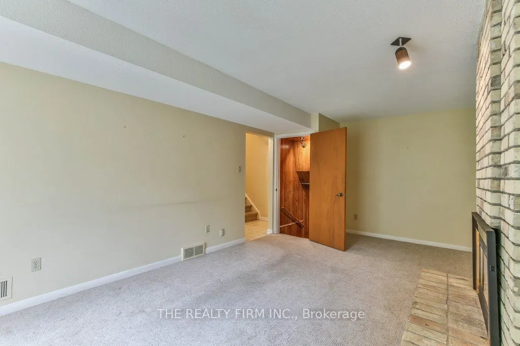 579 Boler Road